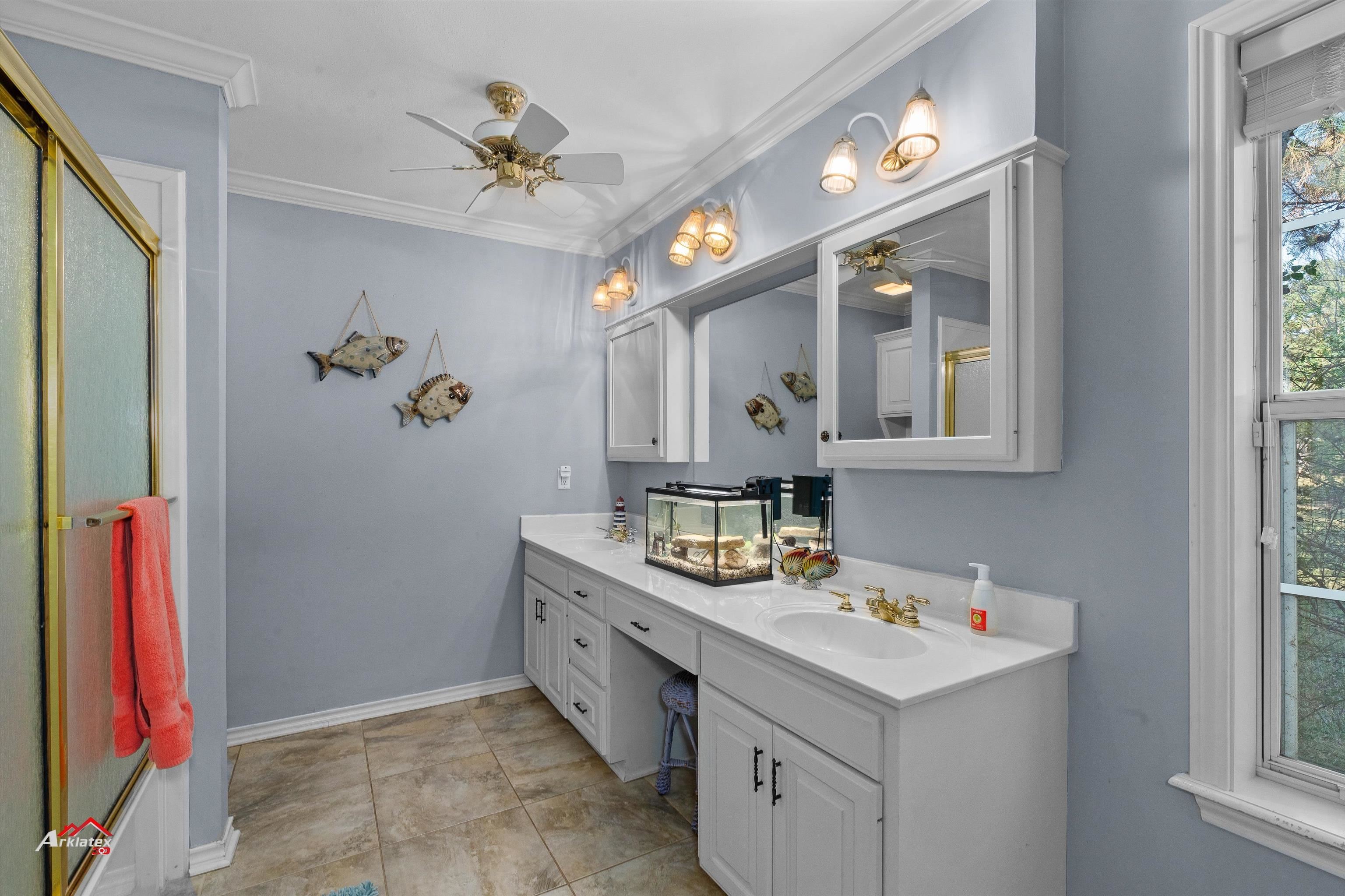 210 Scottsville Crossing Loop