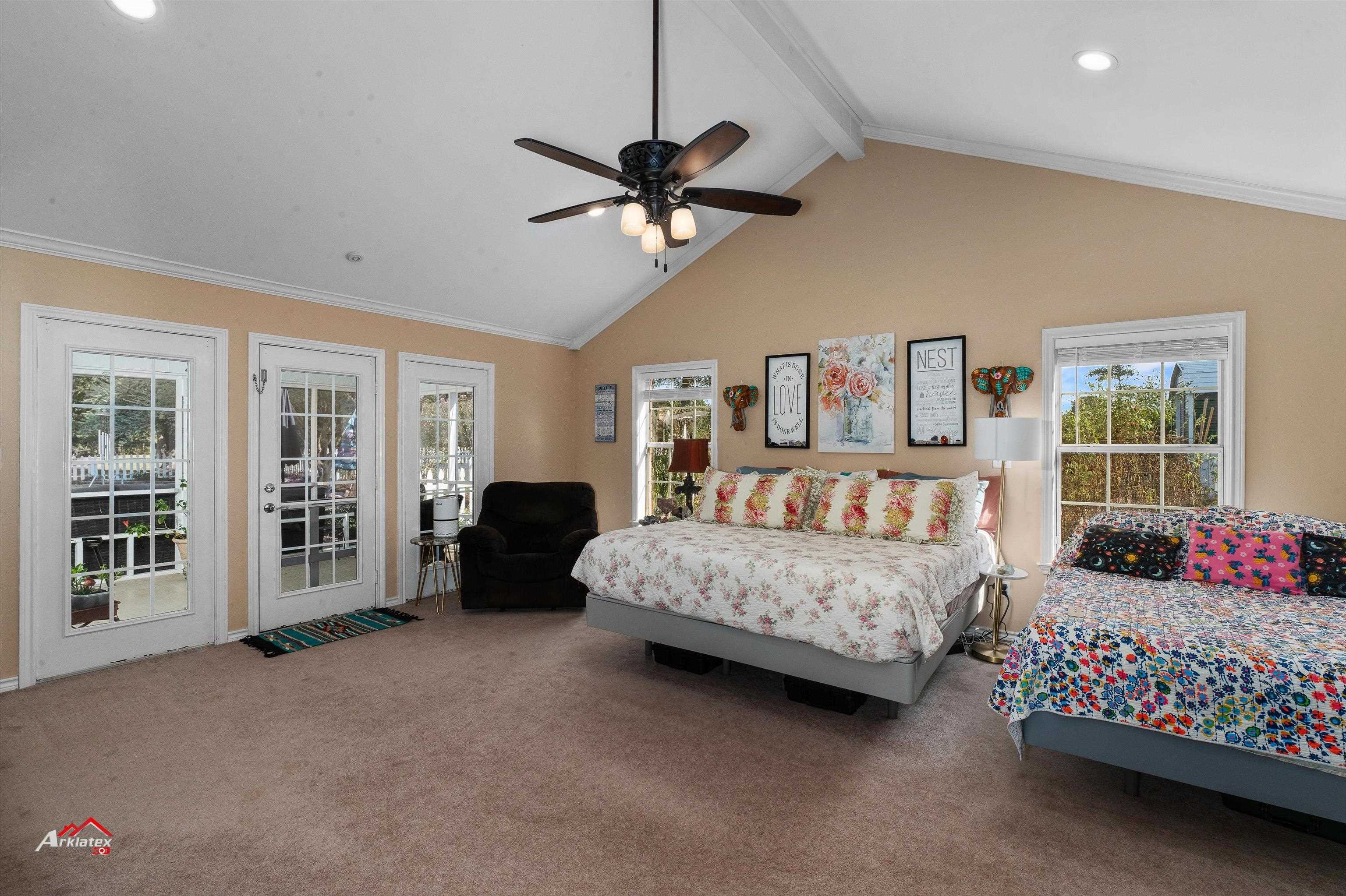 210 Scottsville Crossing Loop