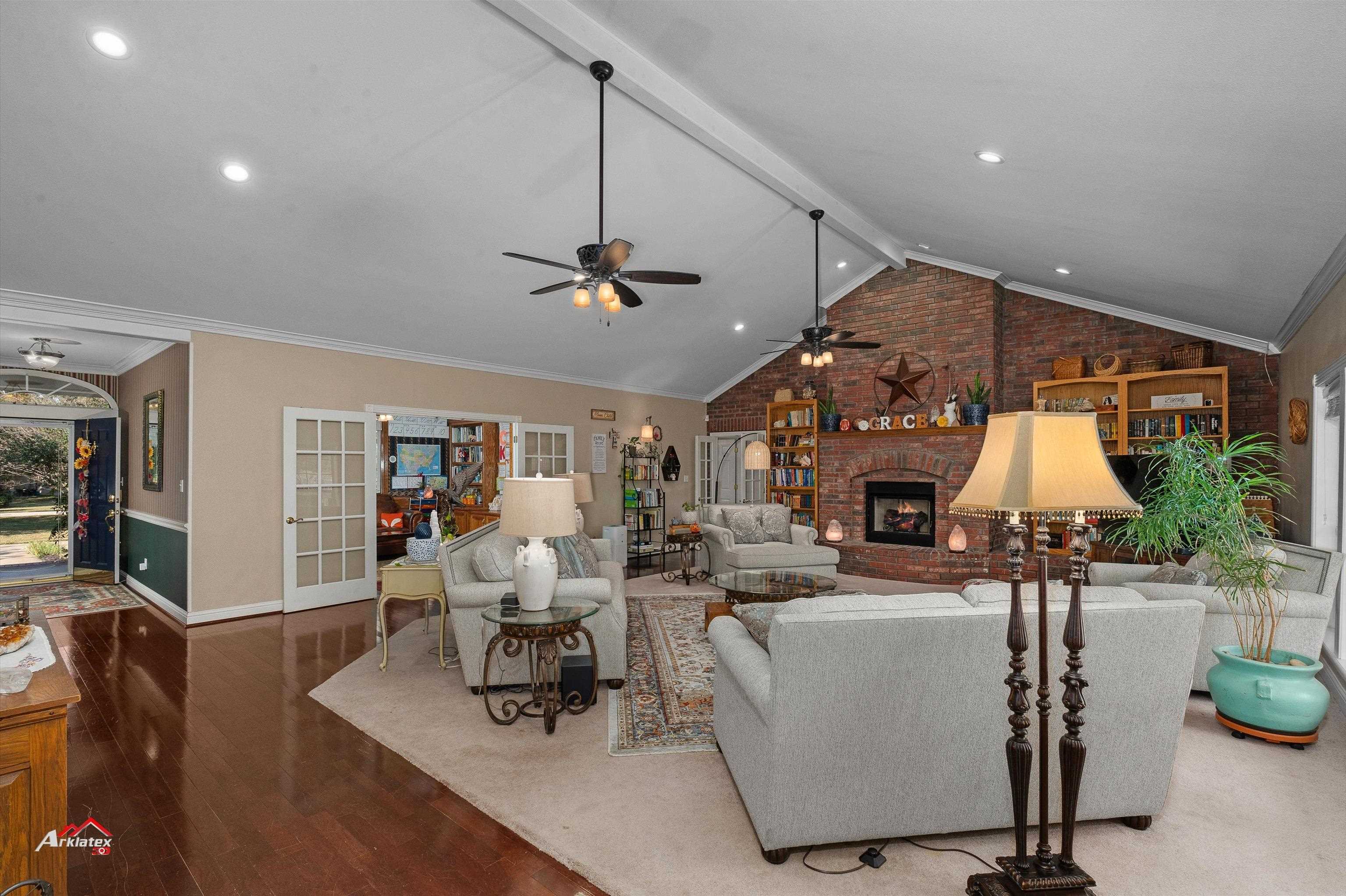 210 Scottsville Crossing Loop