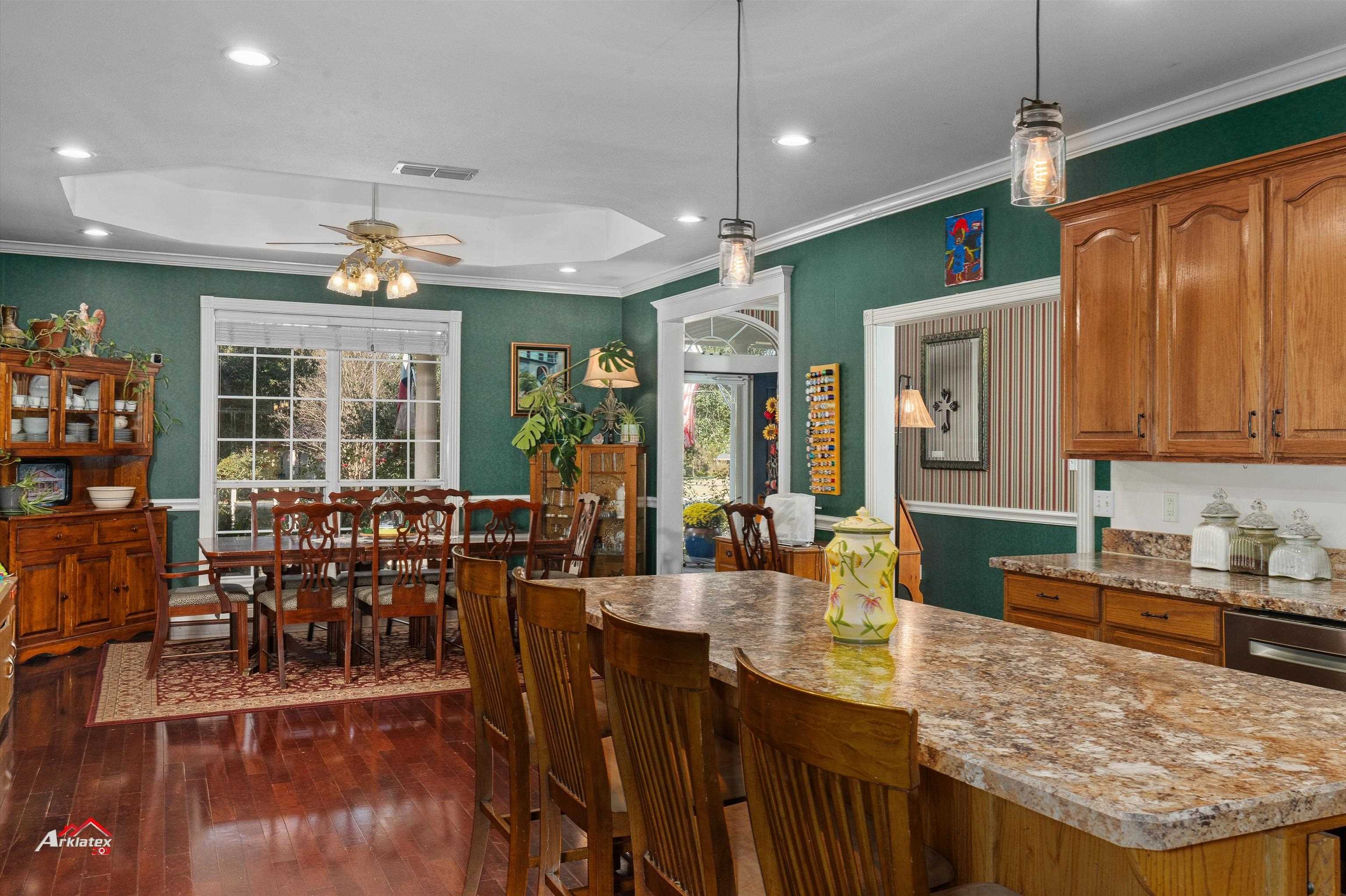 210 Scottsville Crossing Loop