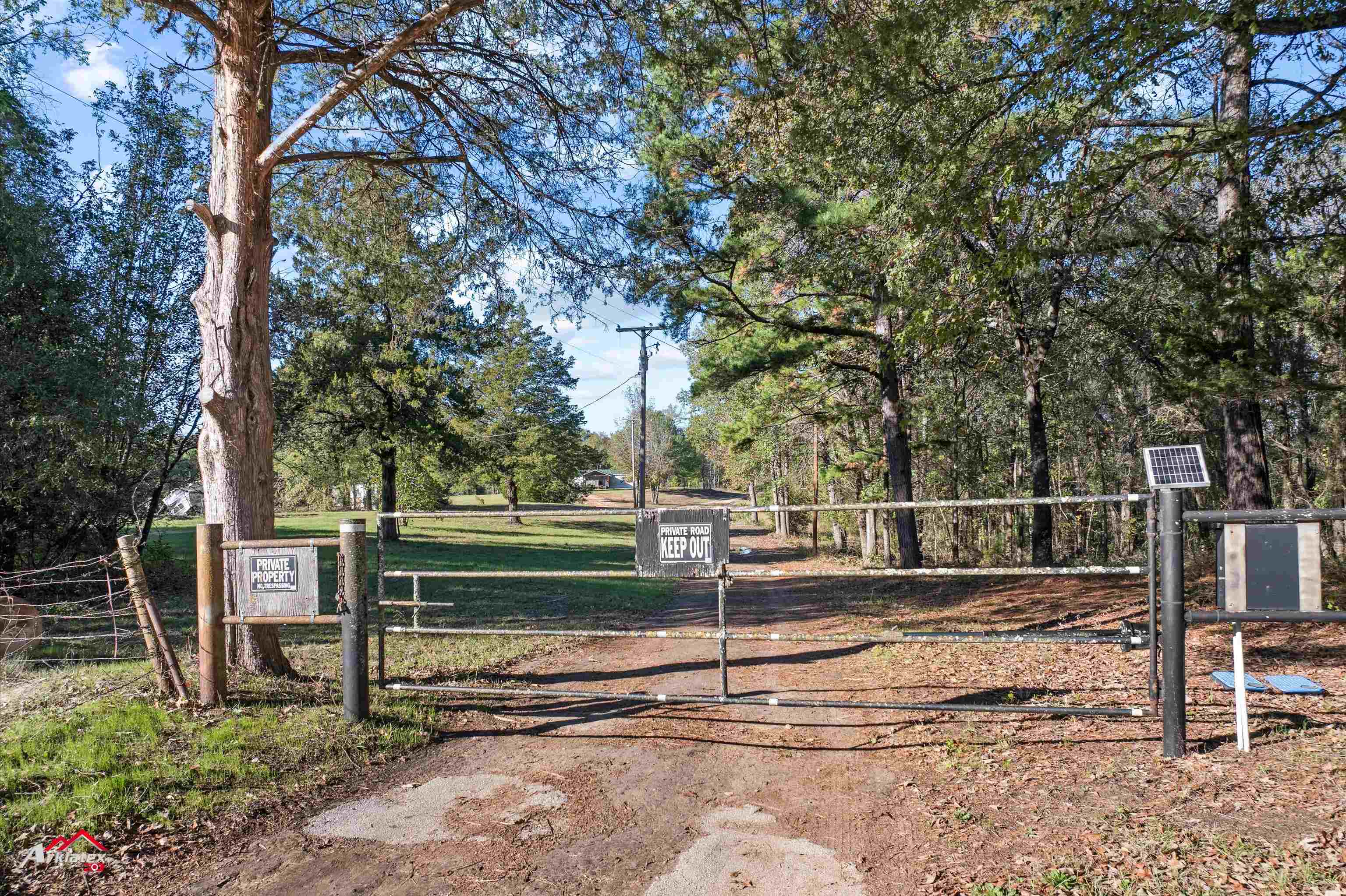 677 Private Road 3455