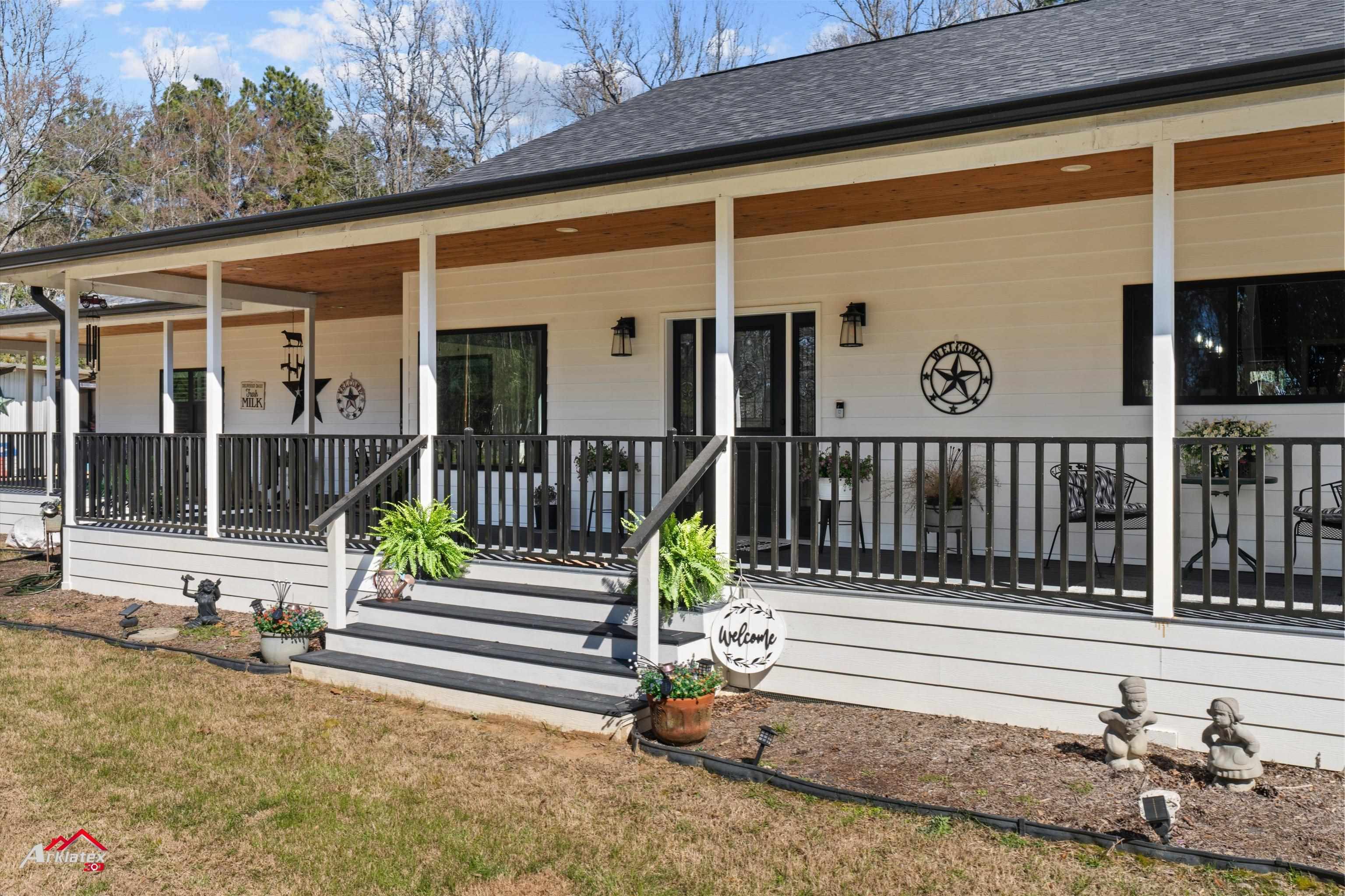 6270 US HWY 259 N