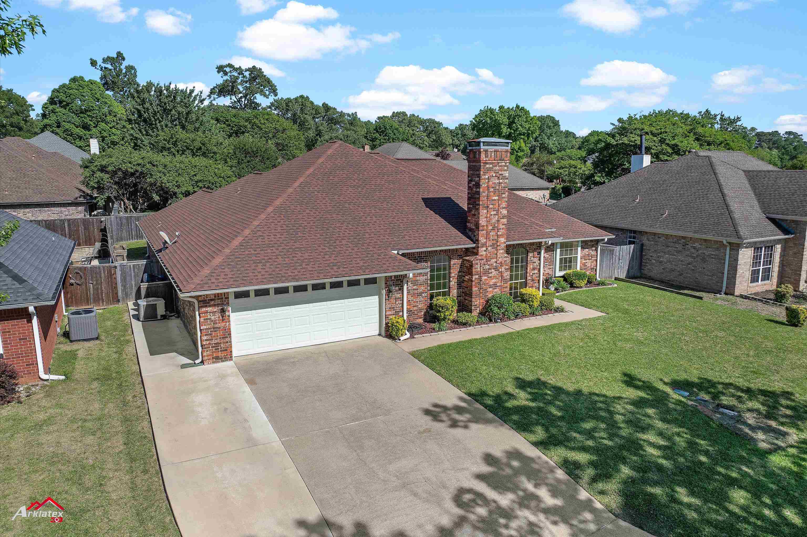 404 Lakewood Dr