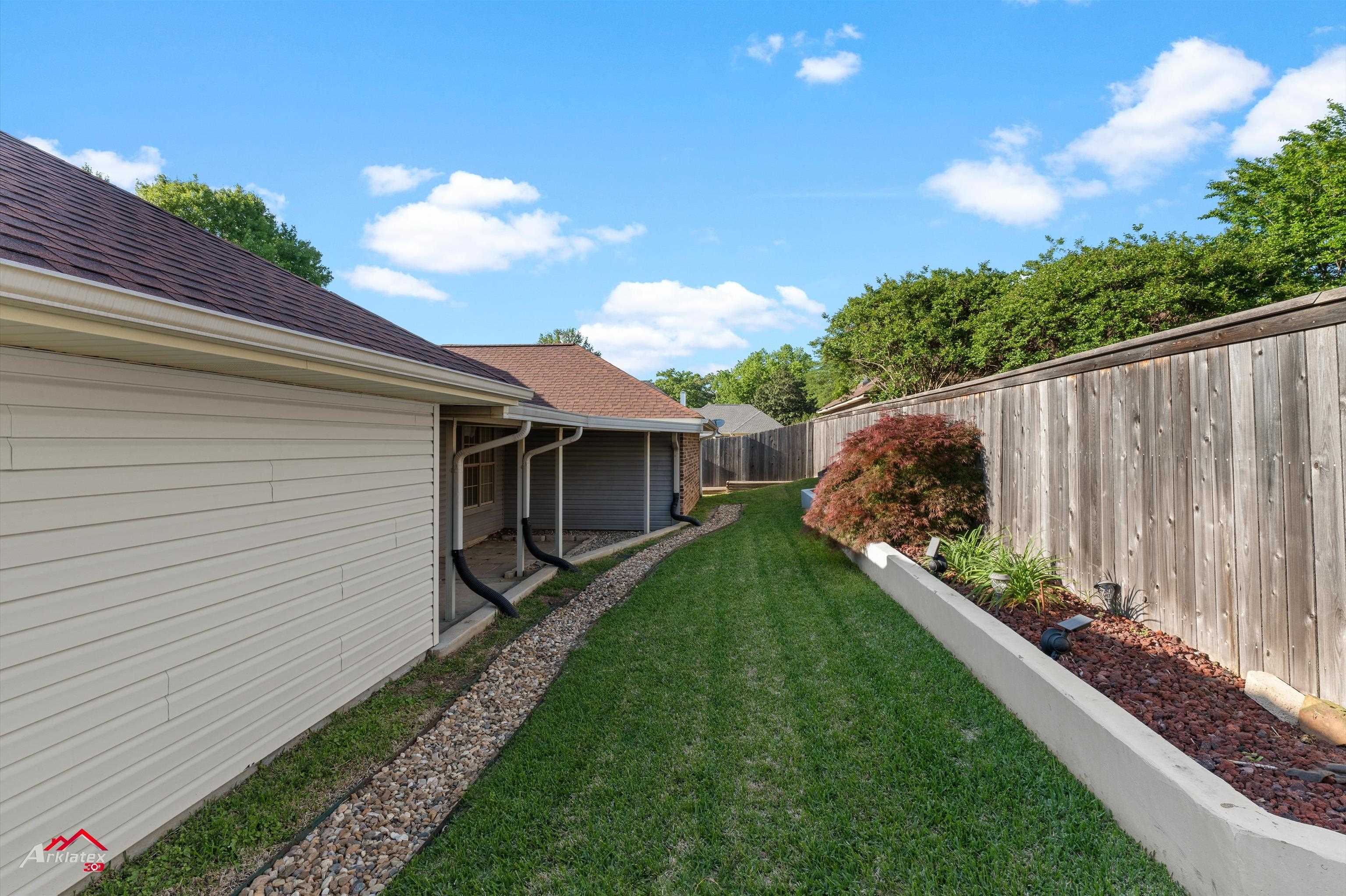 404 Lakewood Dr