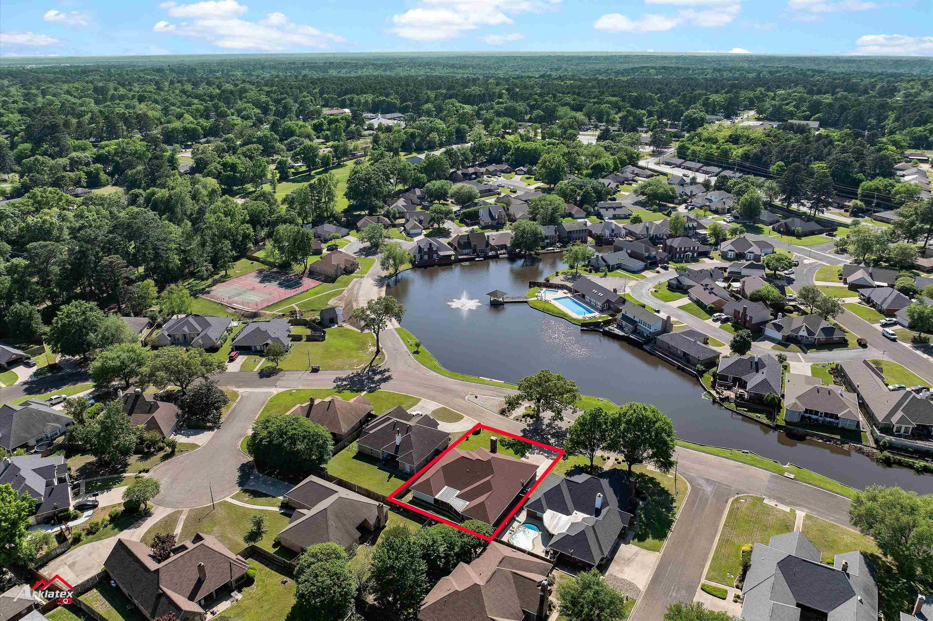 404 Lakewood Dr