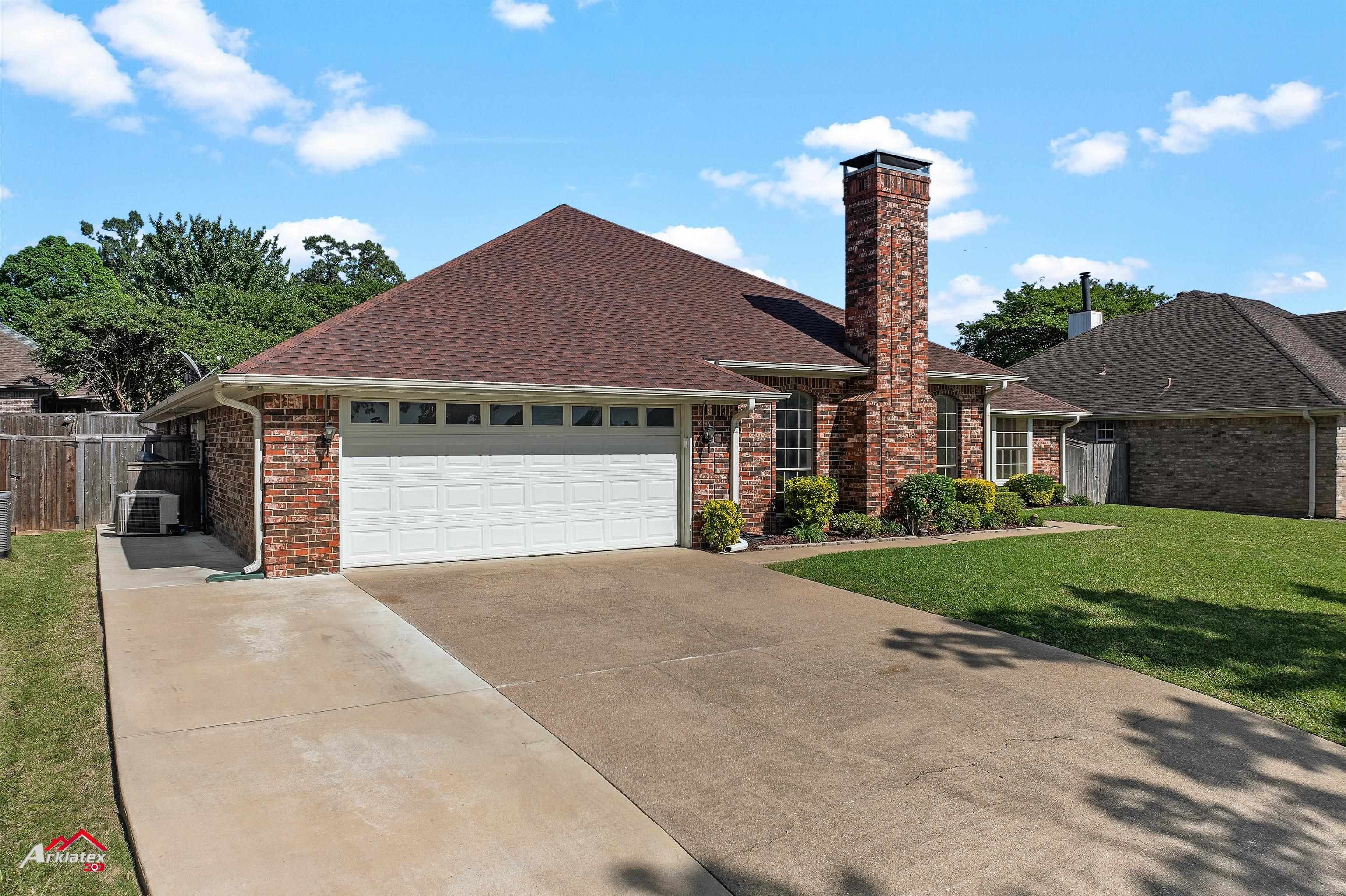 404 Lakewood Dr