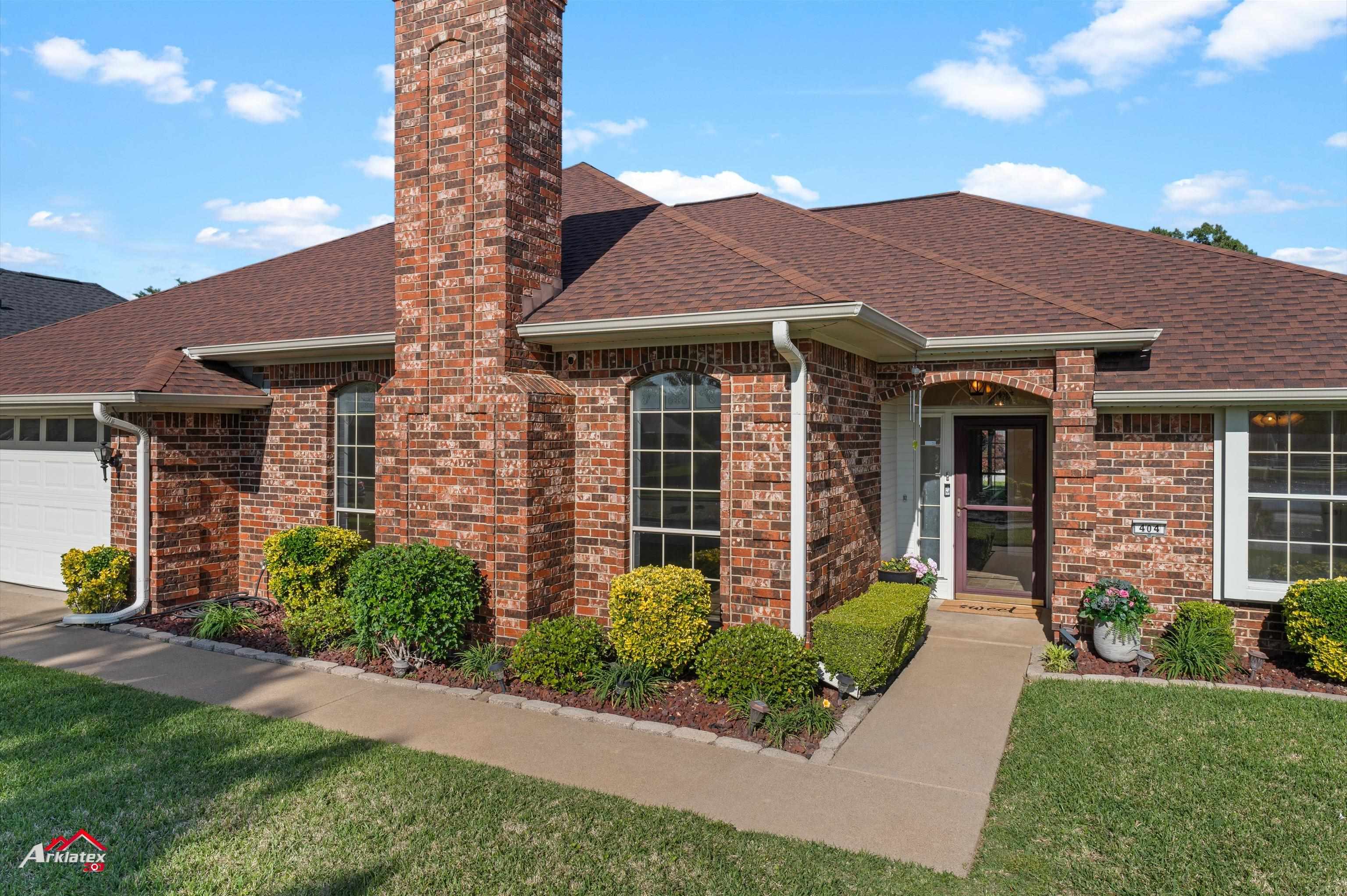 404 Lakewood Dr