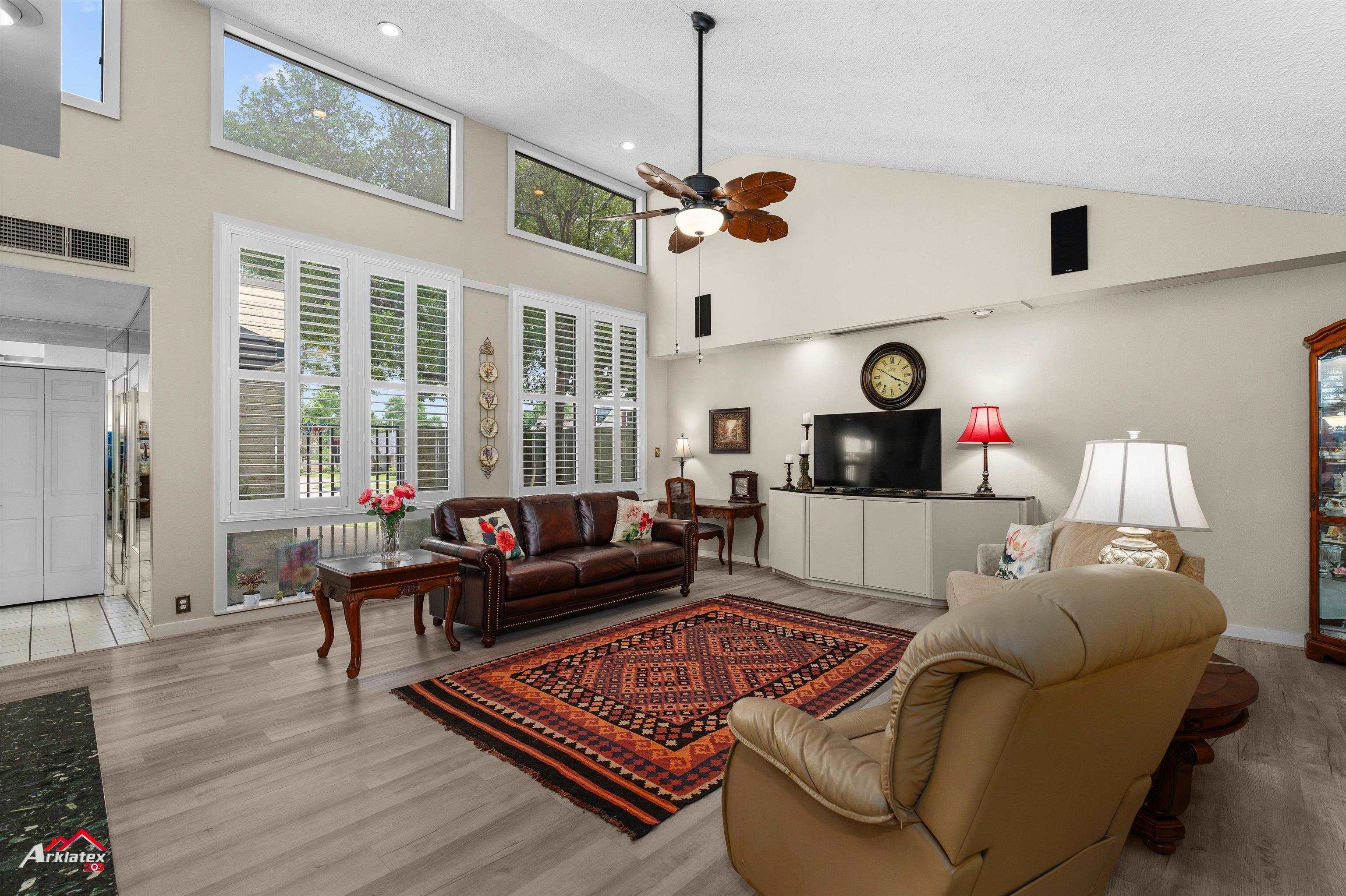 301 Tealwood Dr