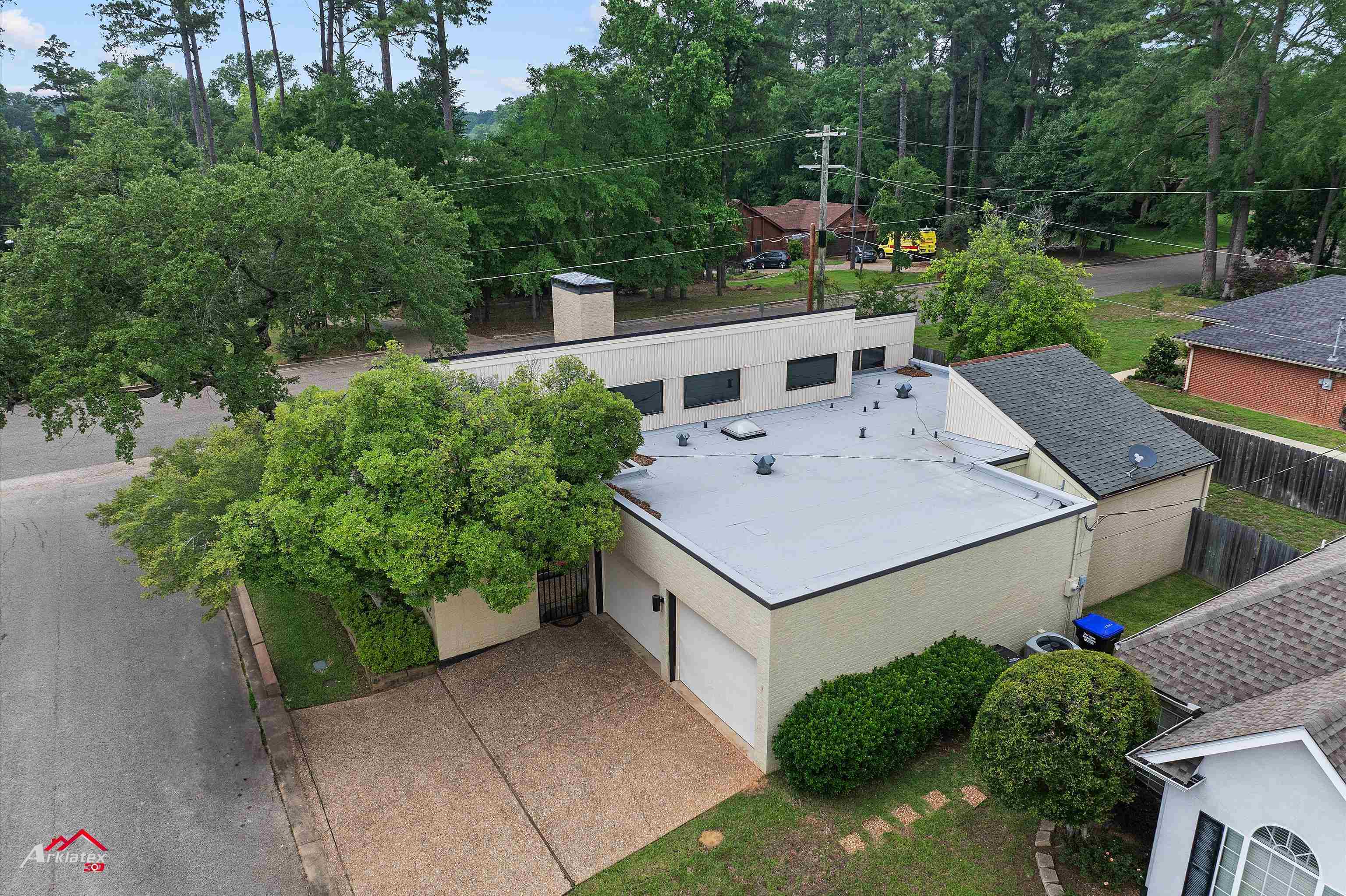 301 Tealwood Dr