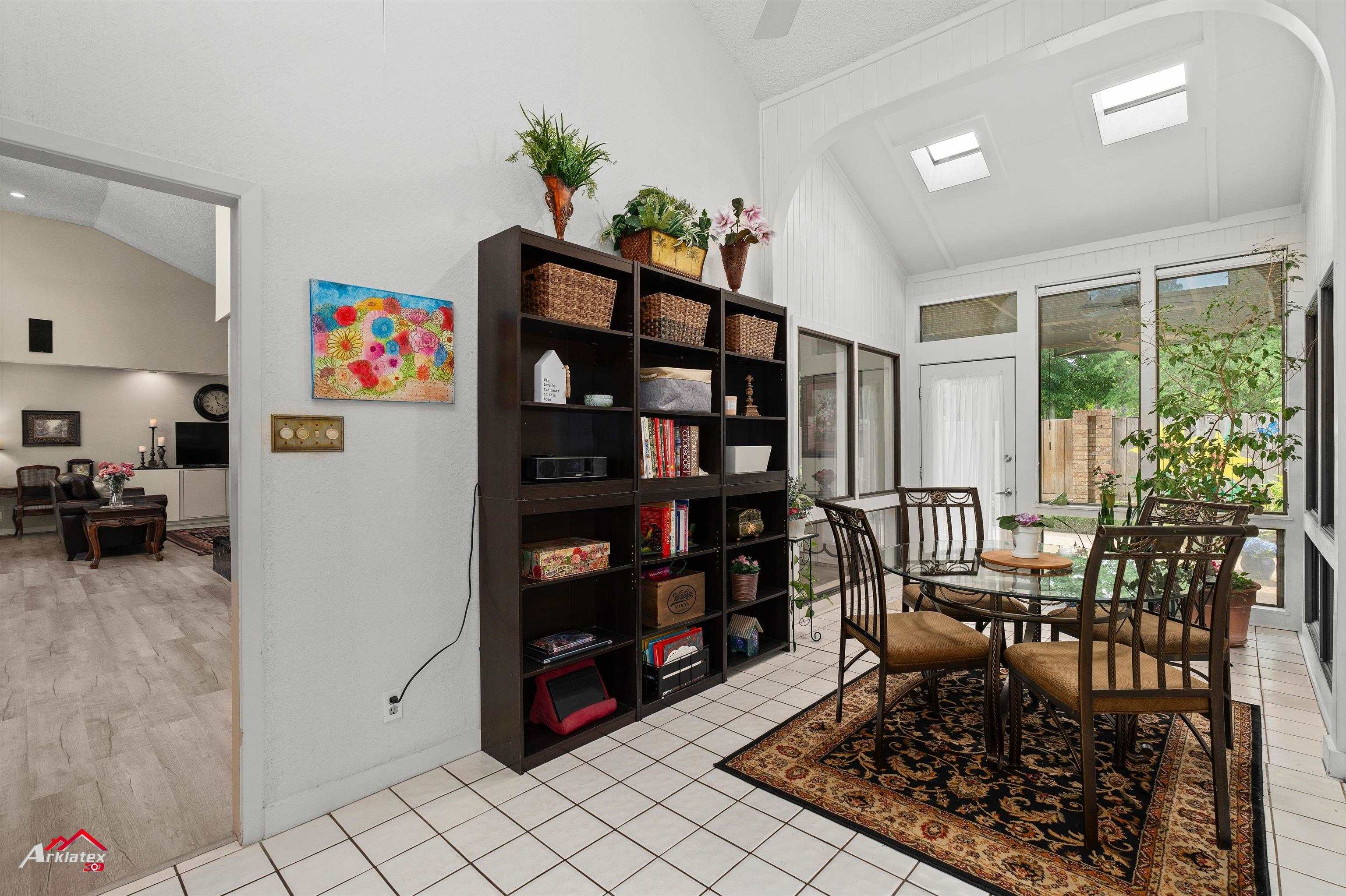 301 Tealwood Dr