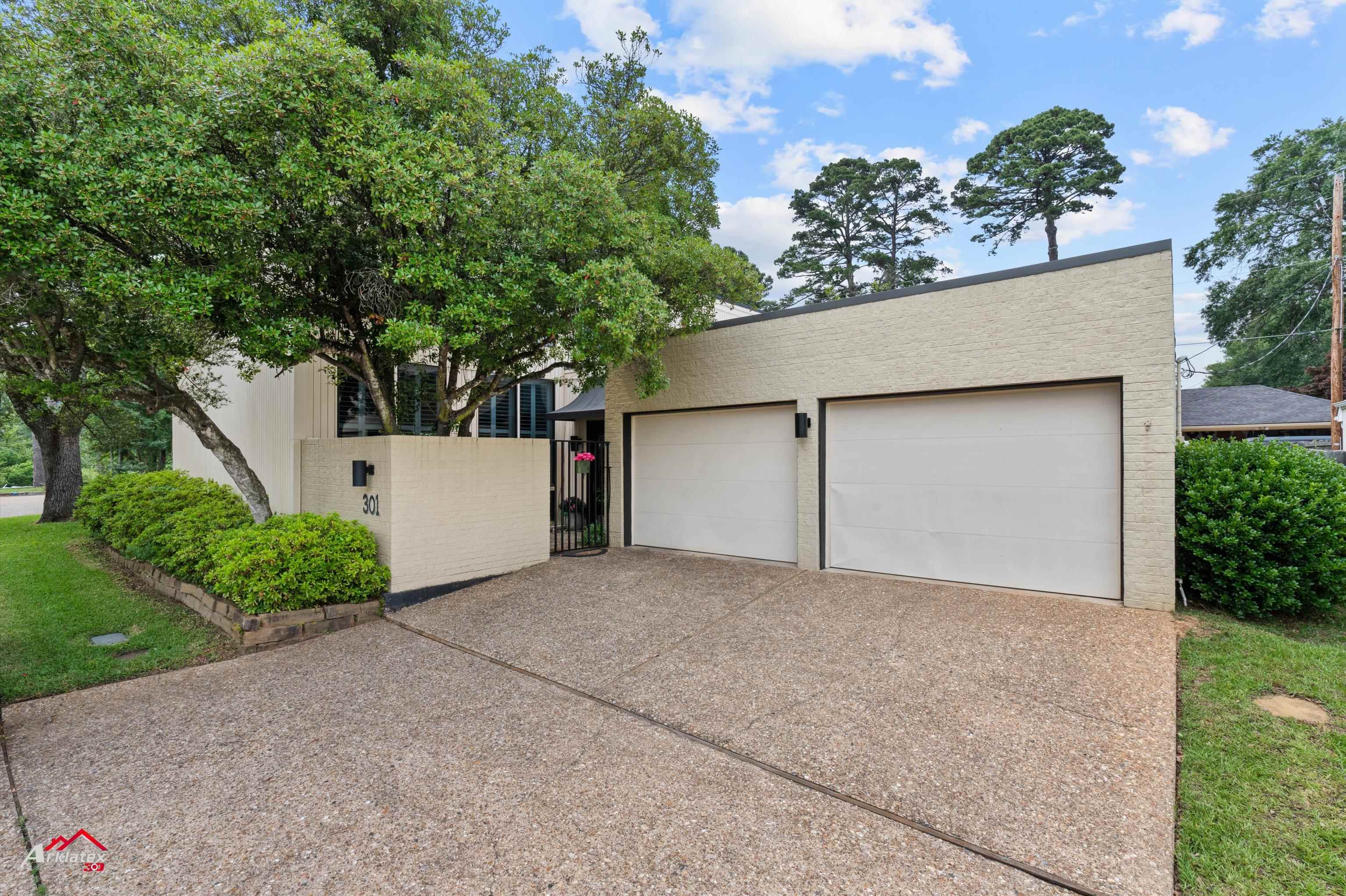 301 Tealwood Dr