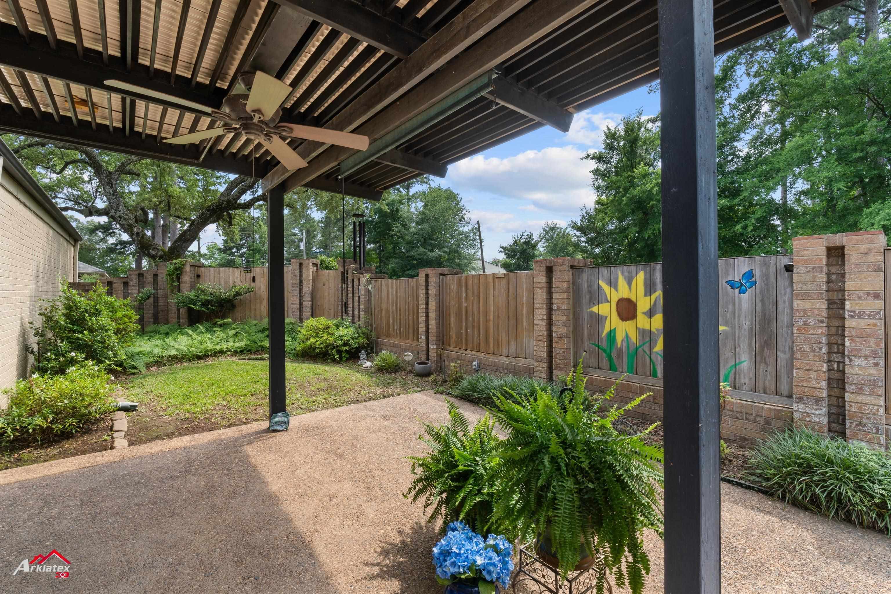 301 Tealwood Dr