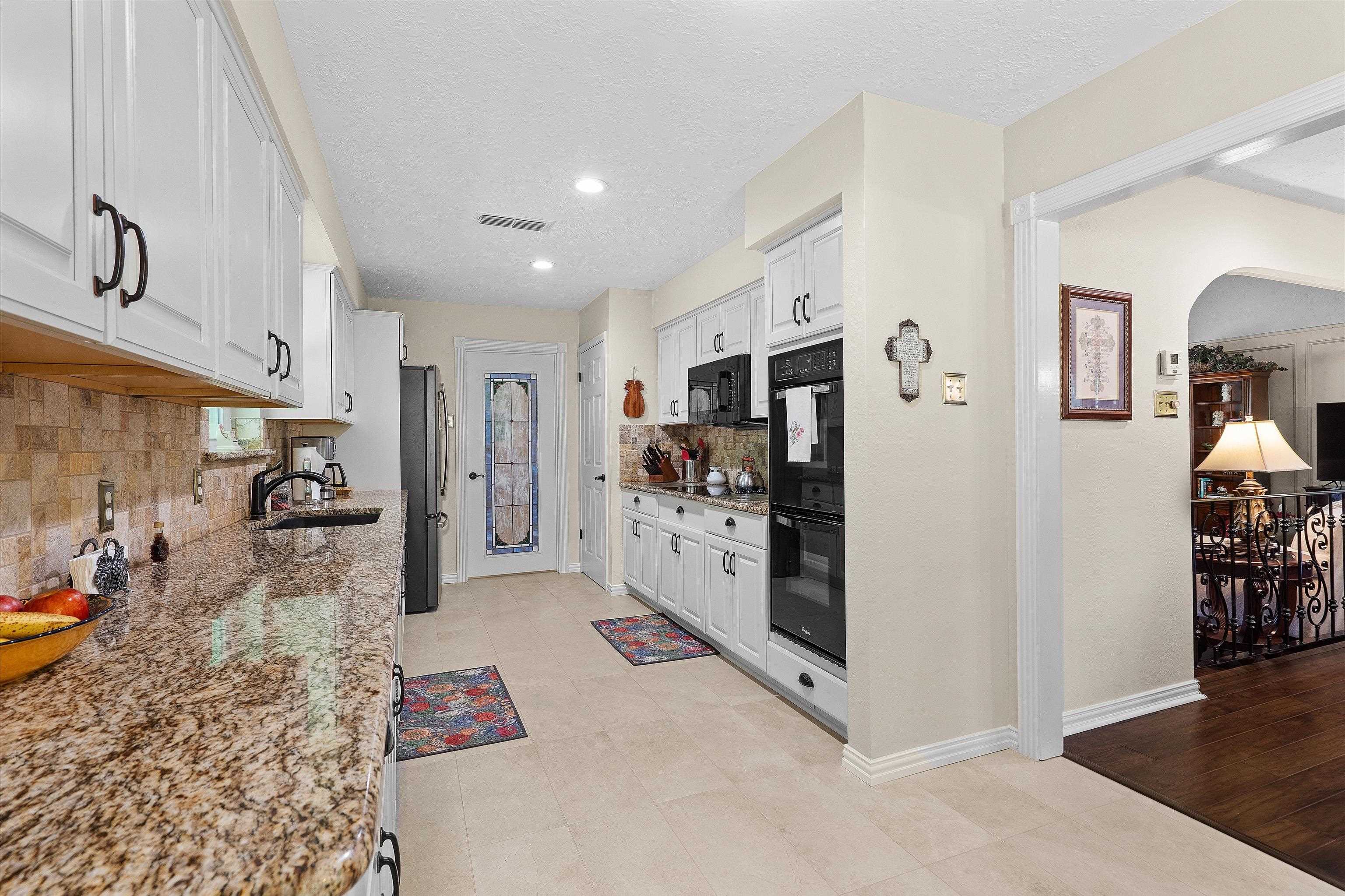 405 Sandy Ln