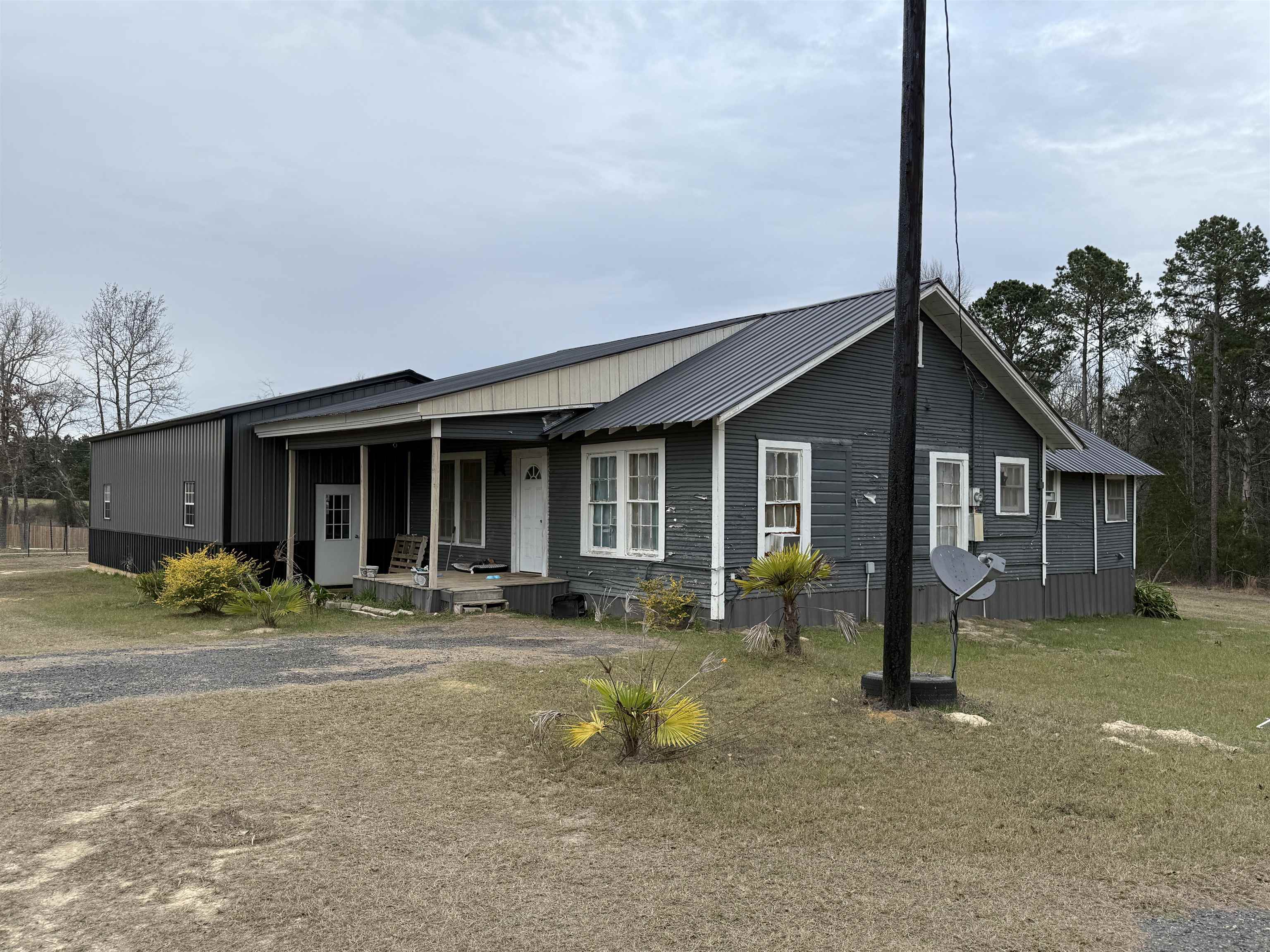6939 County Road 378