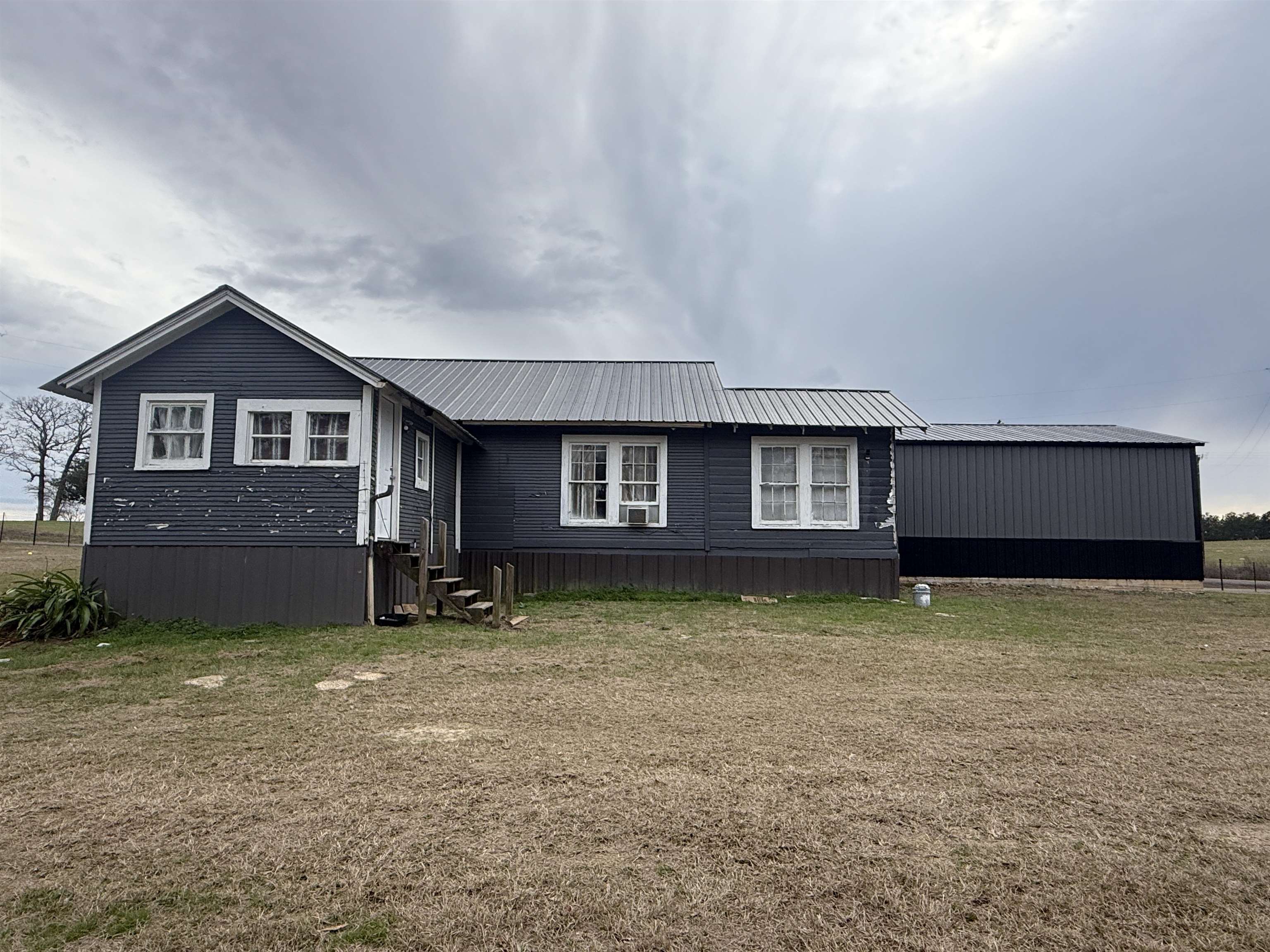 6939 County Road 378