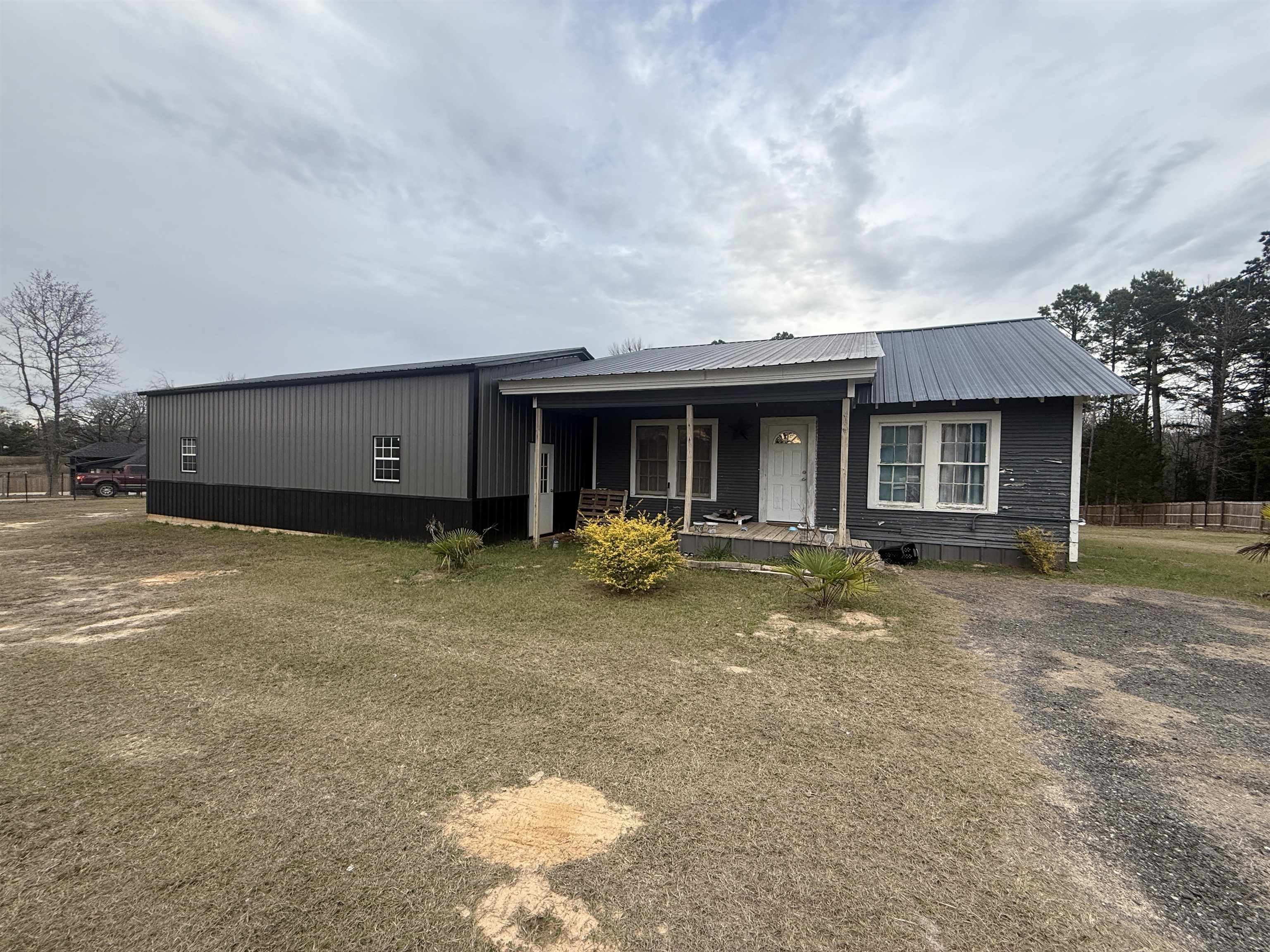 6939 County Road 378