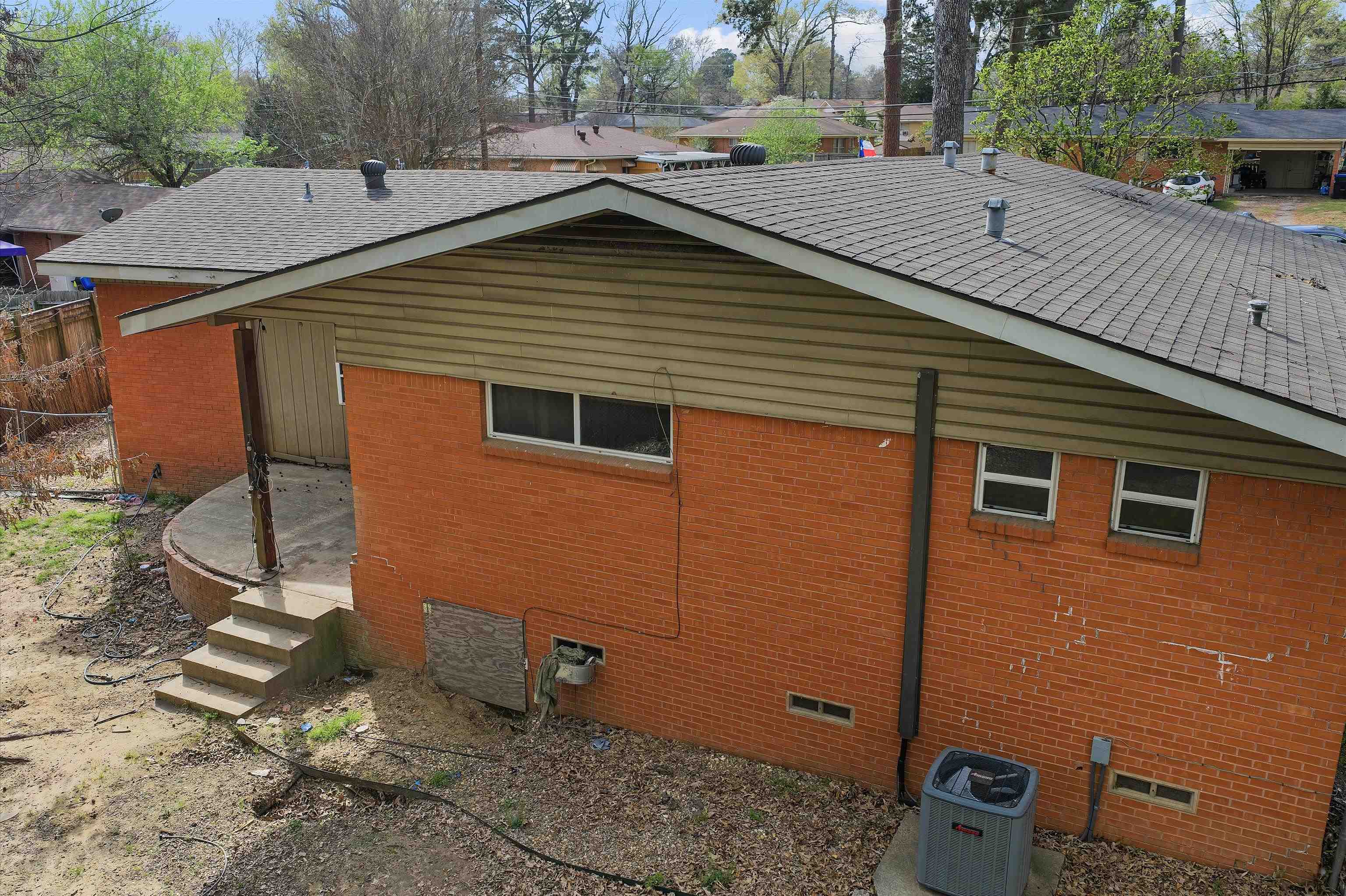 1202 Tulane Ave