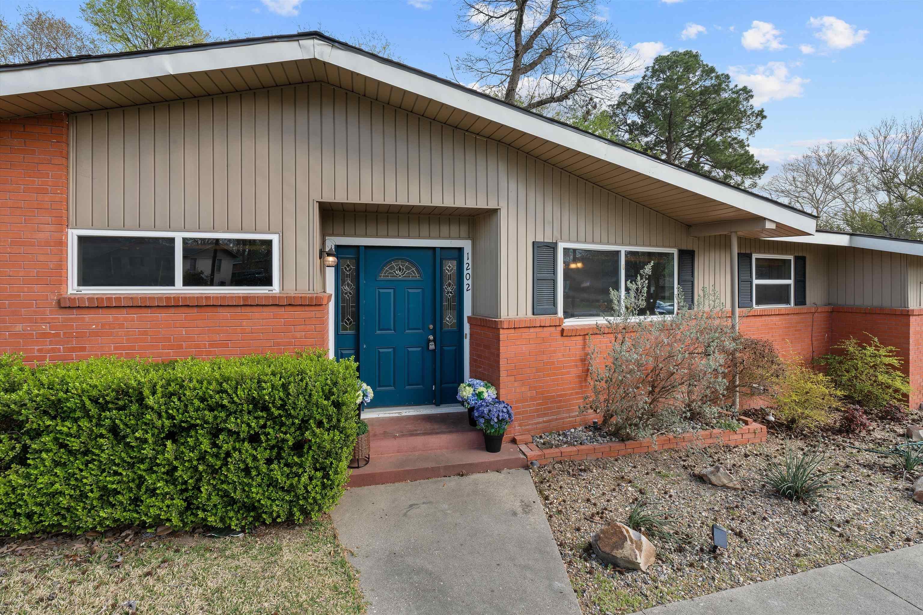 1202 Tulane Ave