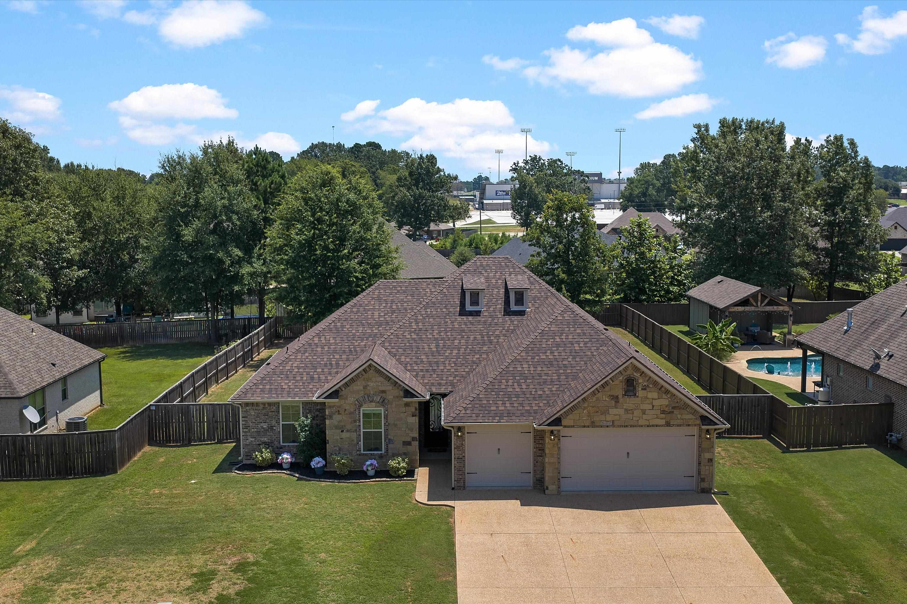 219 Saddle Brook Cir
