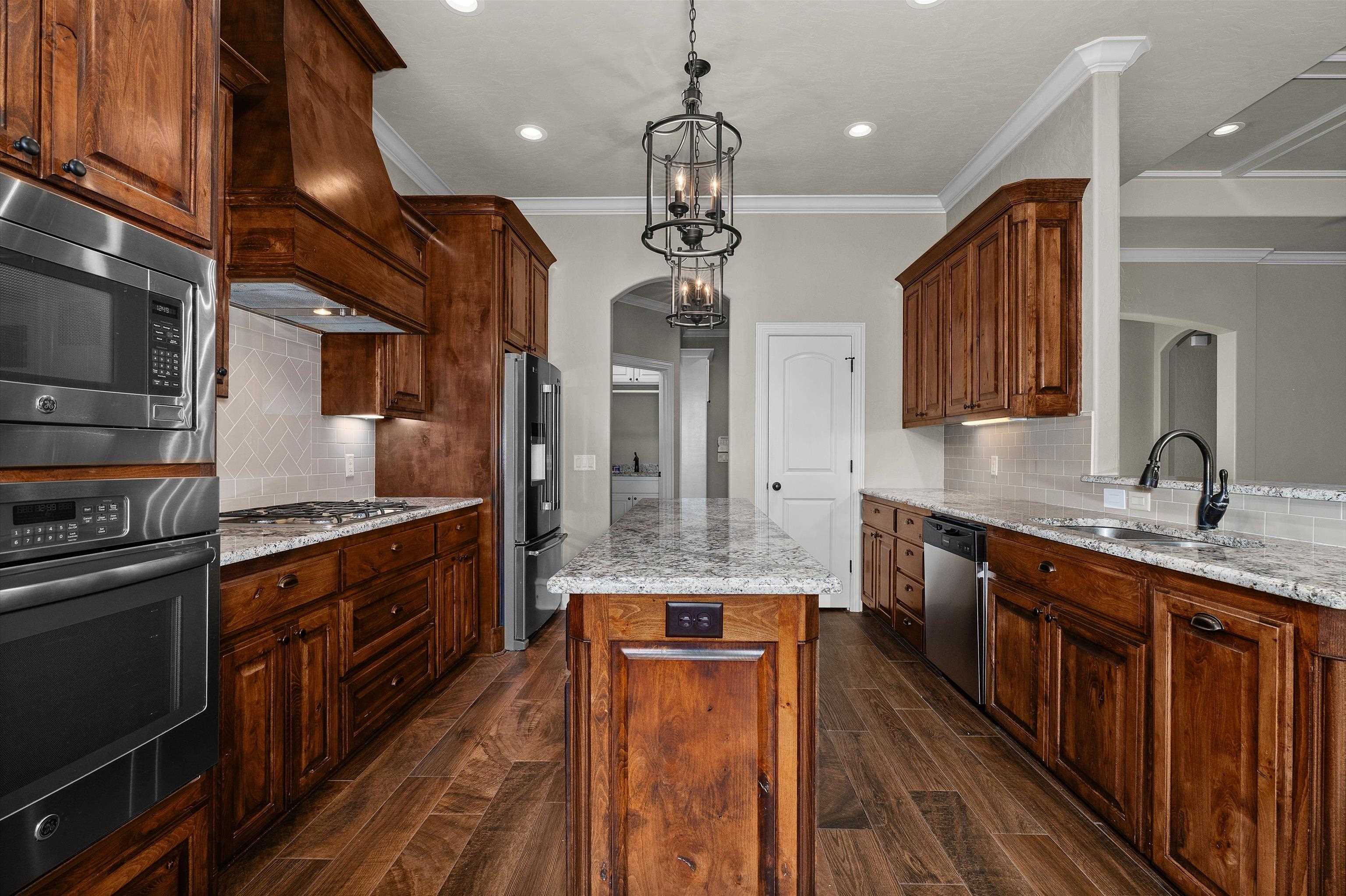 219 Saddle Brook Cir