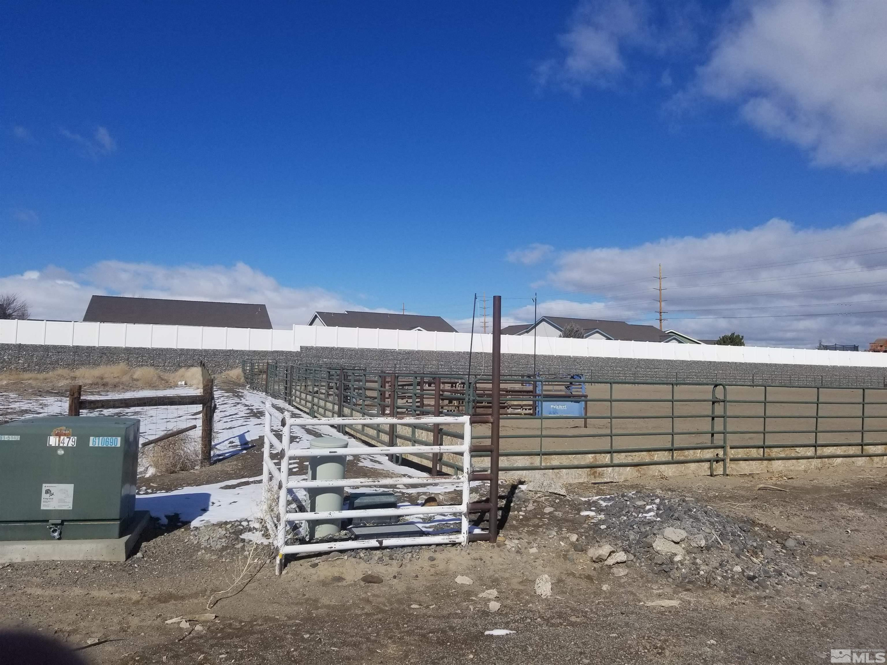1900 Country View Court