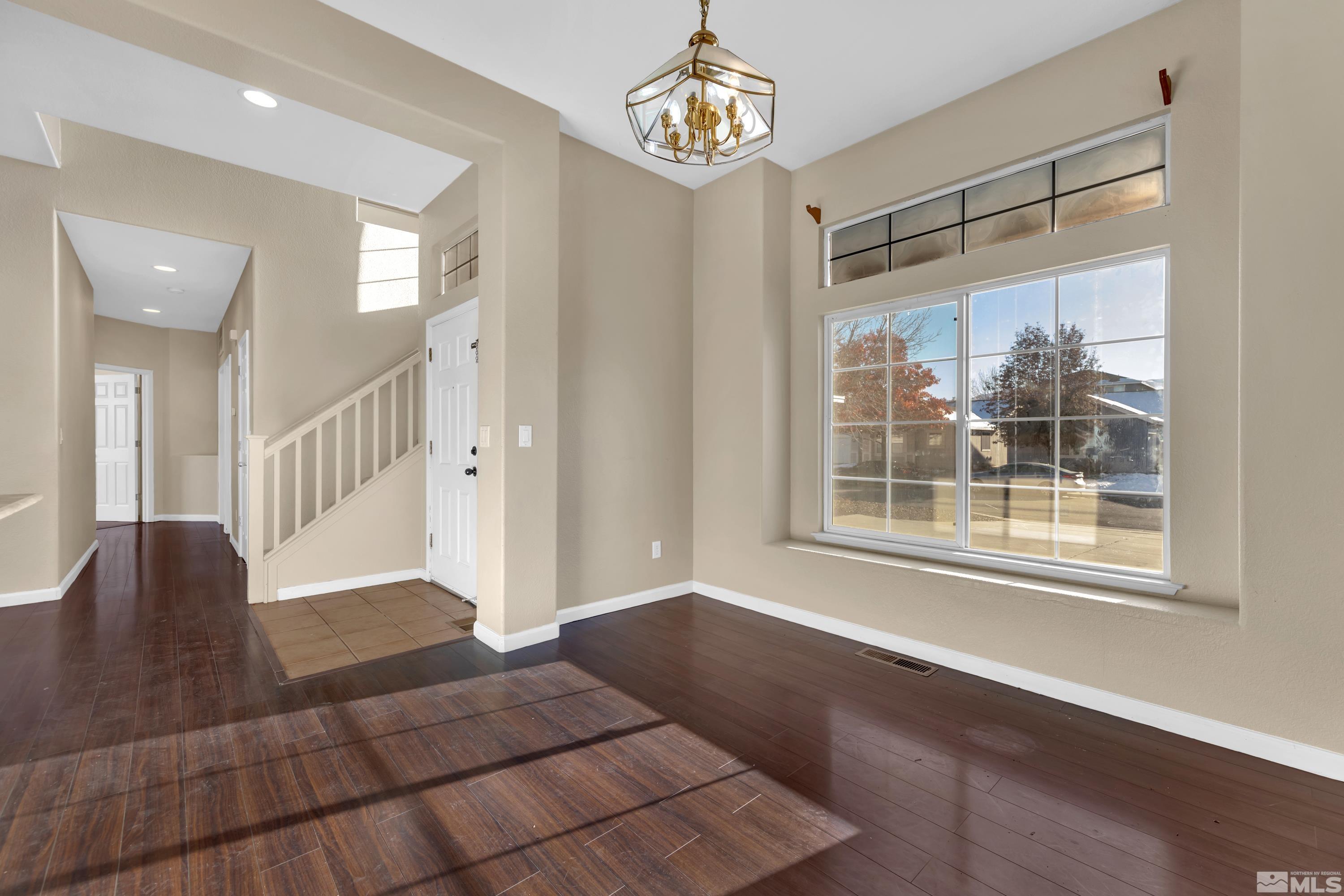 9538 Long River