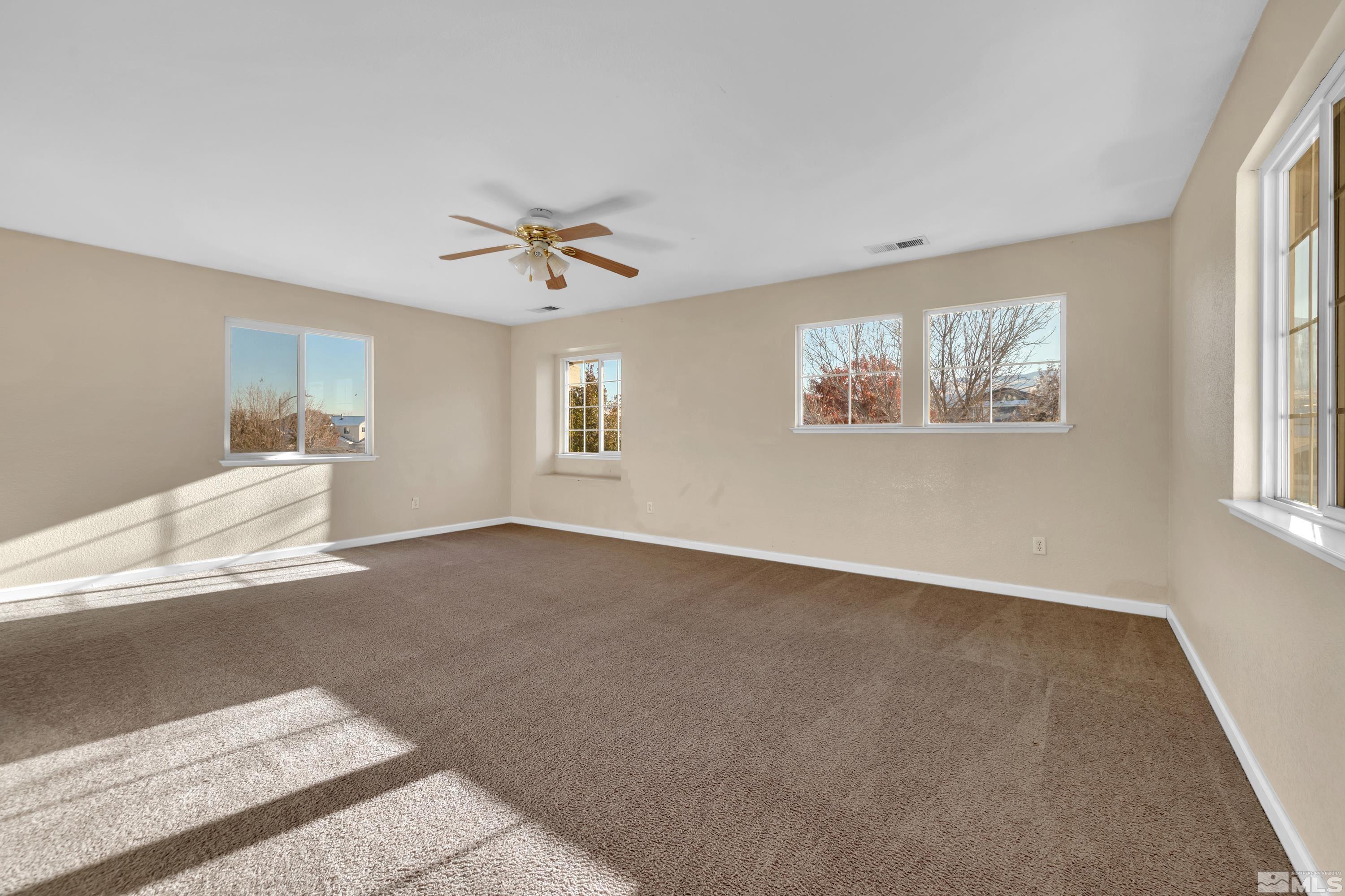 9538 Long River