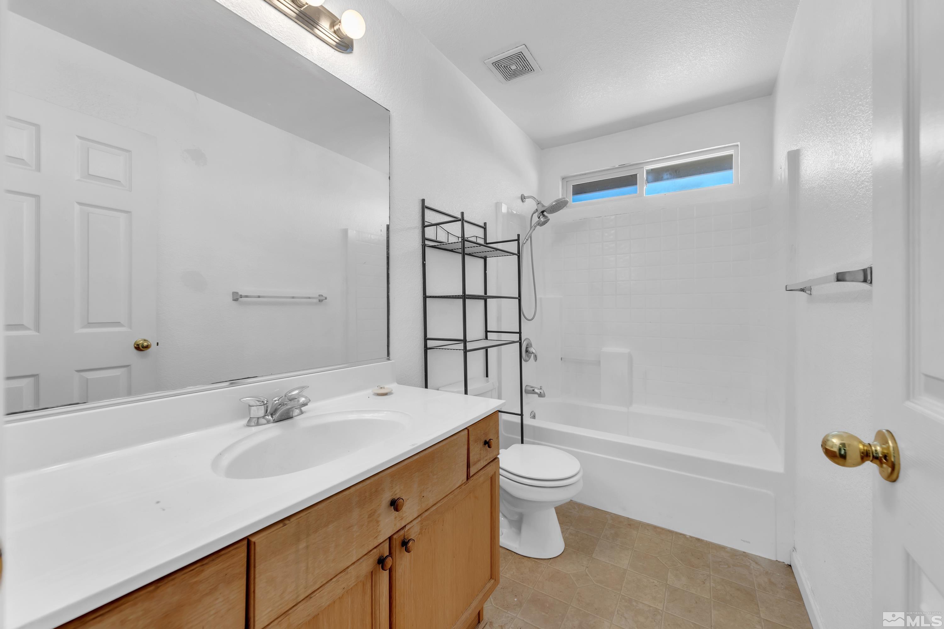 9538 Long River