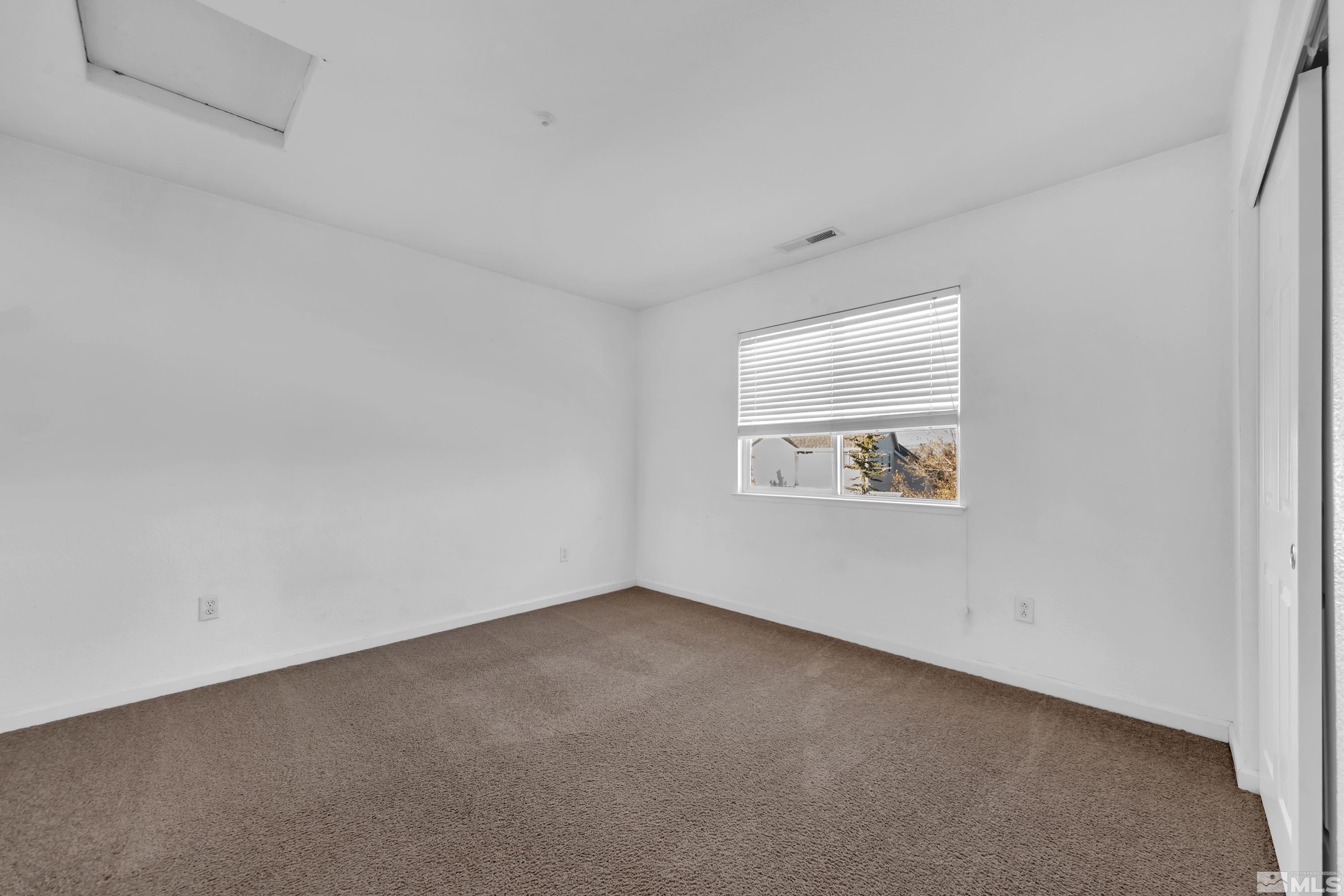 9538 Long River