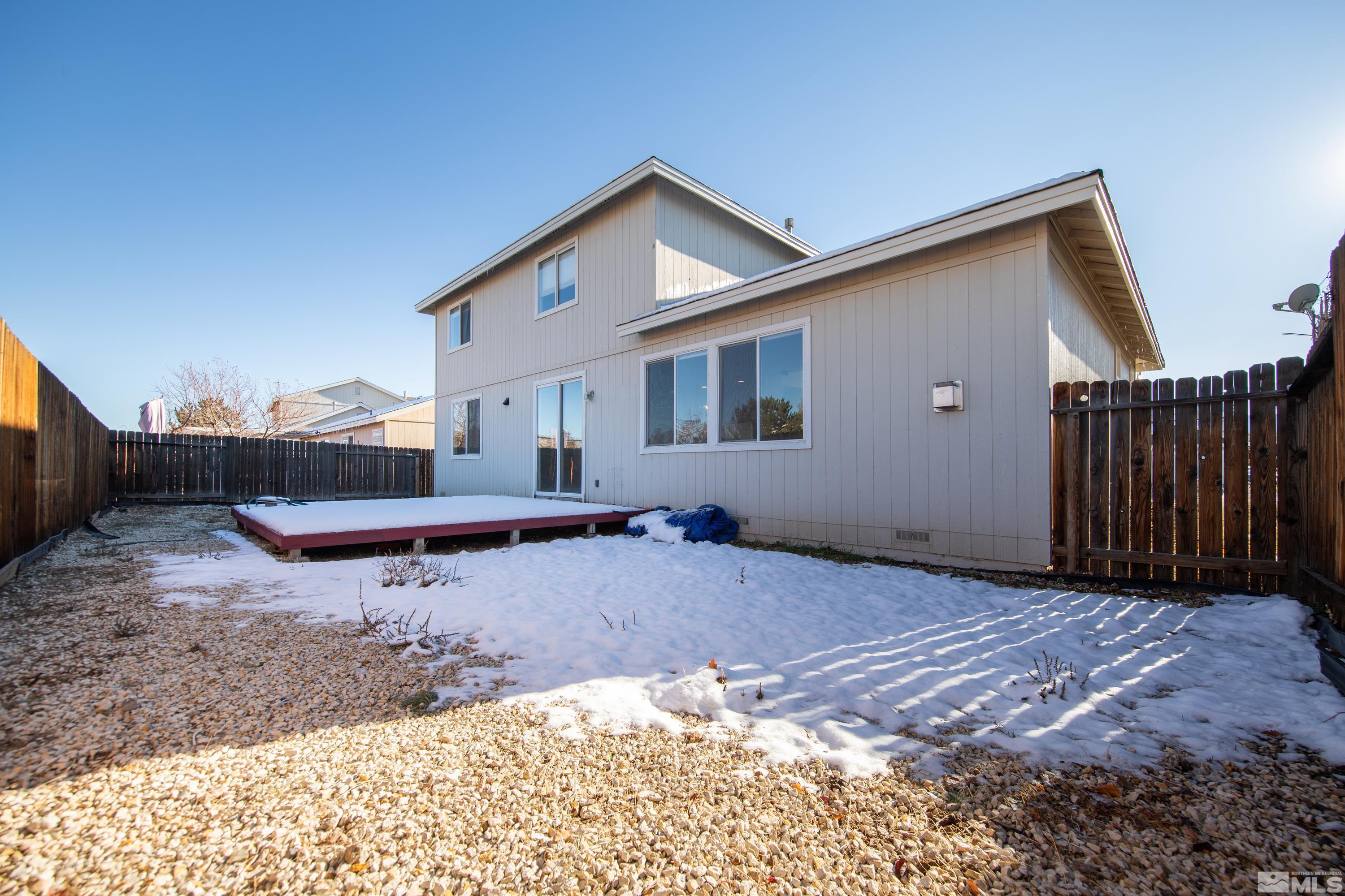 9538 Long River
