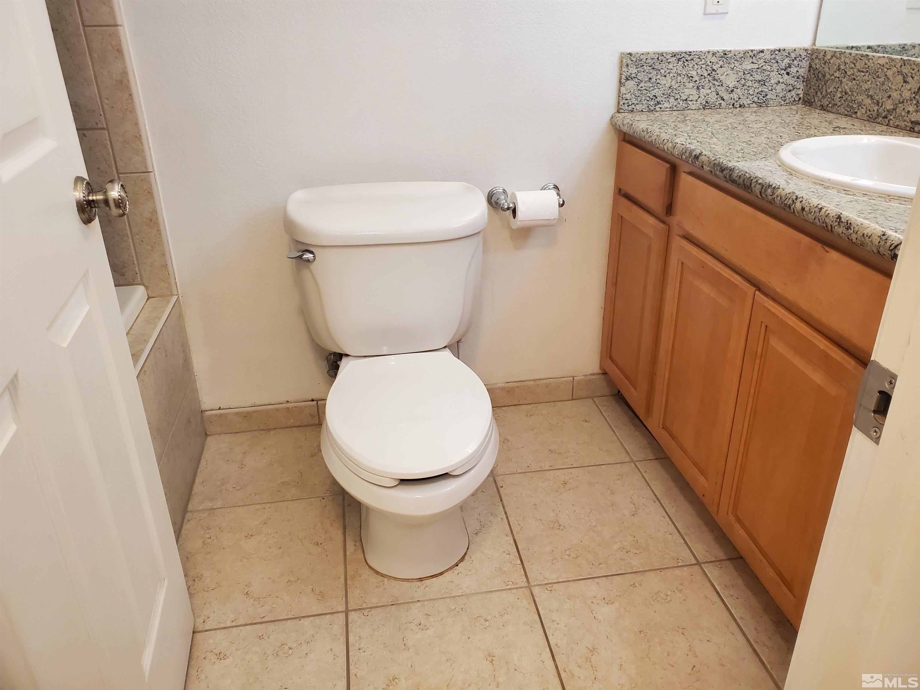 200 W 2nd Street, 312