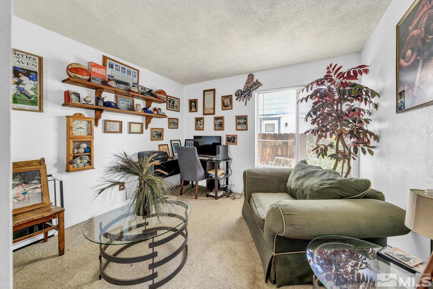 986 Palmwood Drive