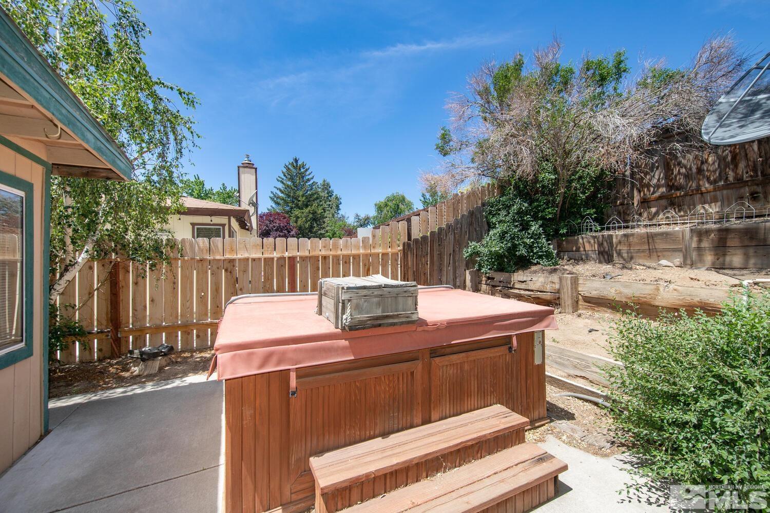 986 Palmwood Drive