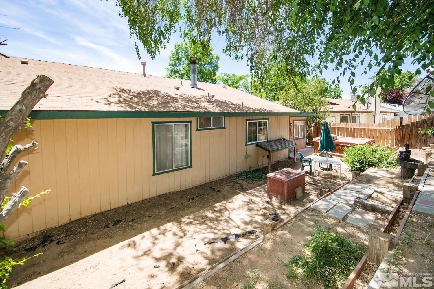 986 Palmwood Drive