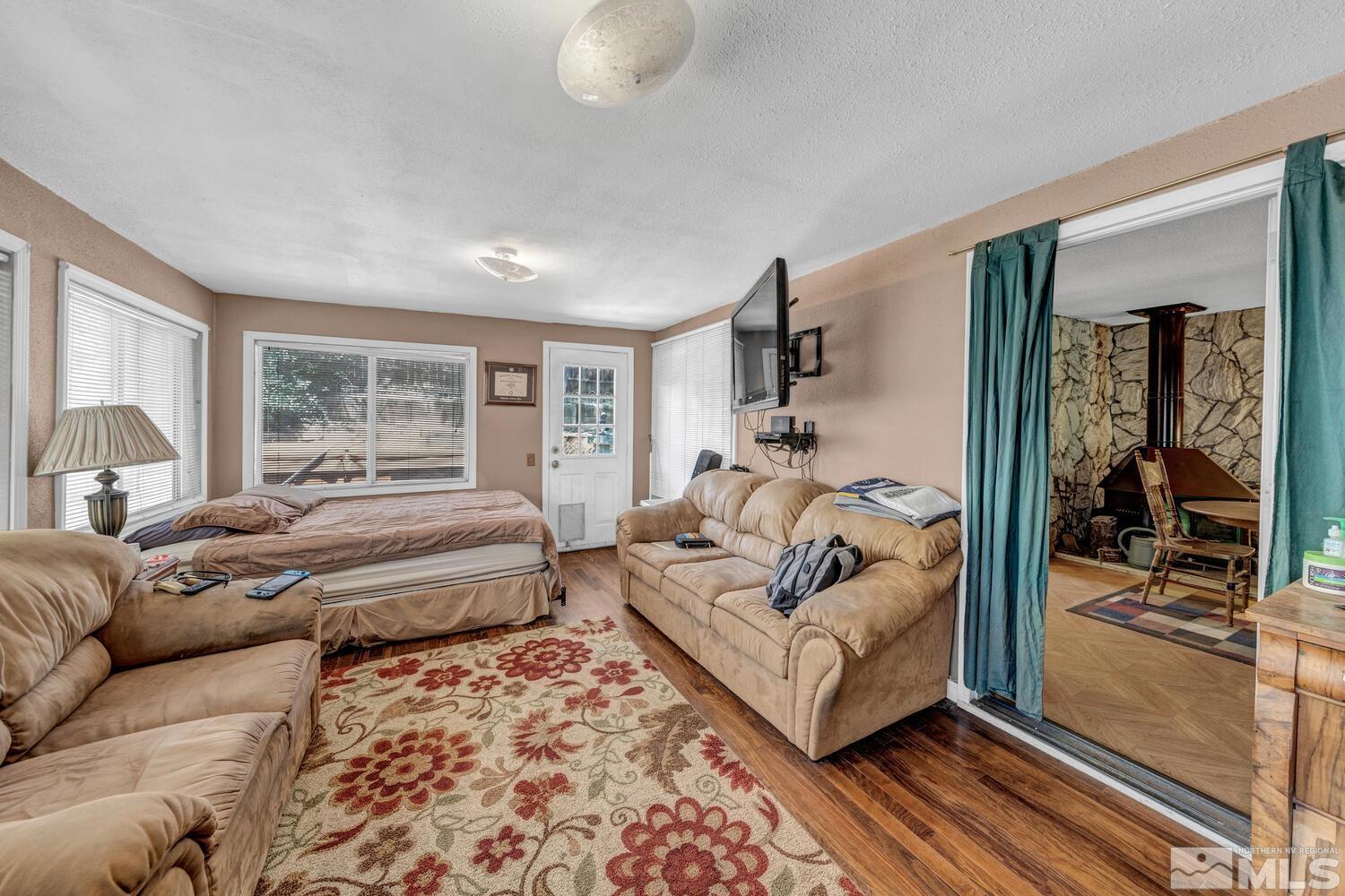 986 Palmwood Drive
