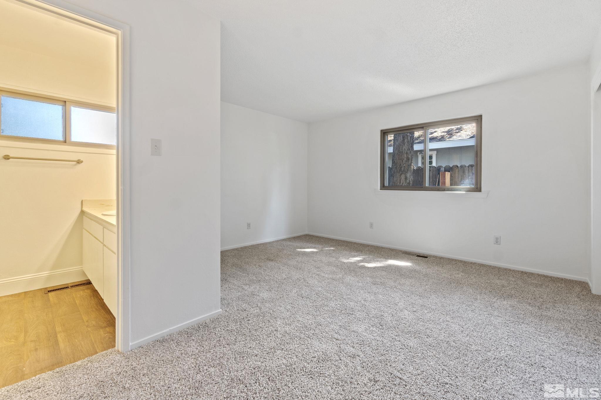 1738 Meadowvale Way