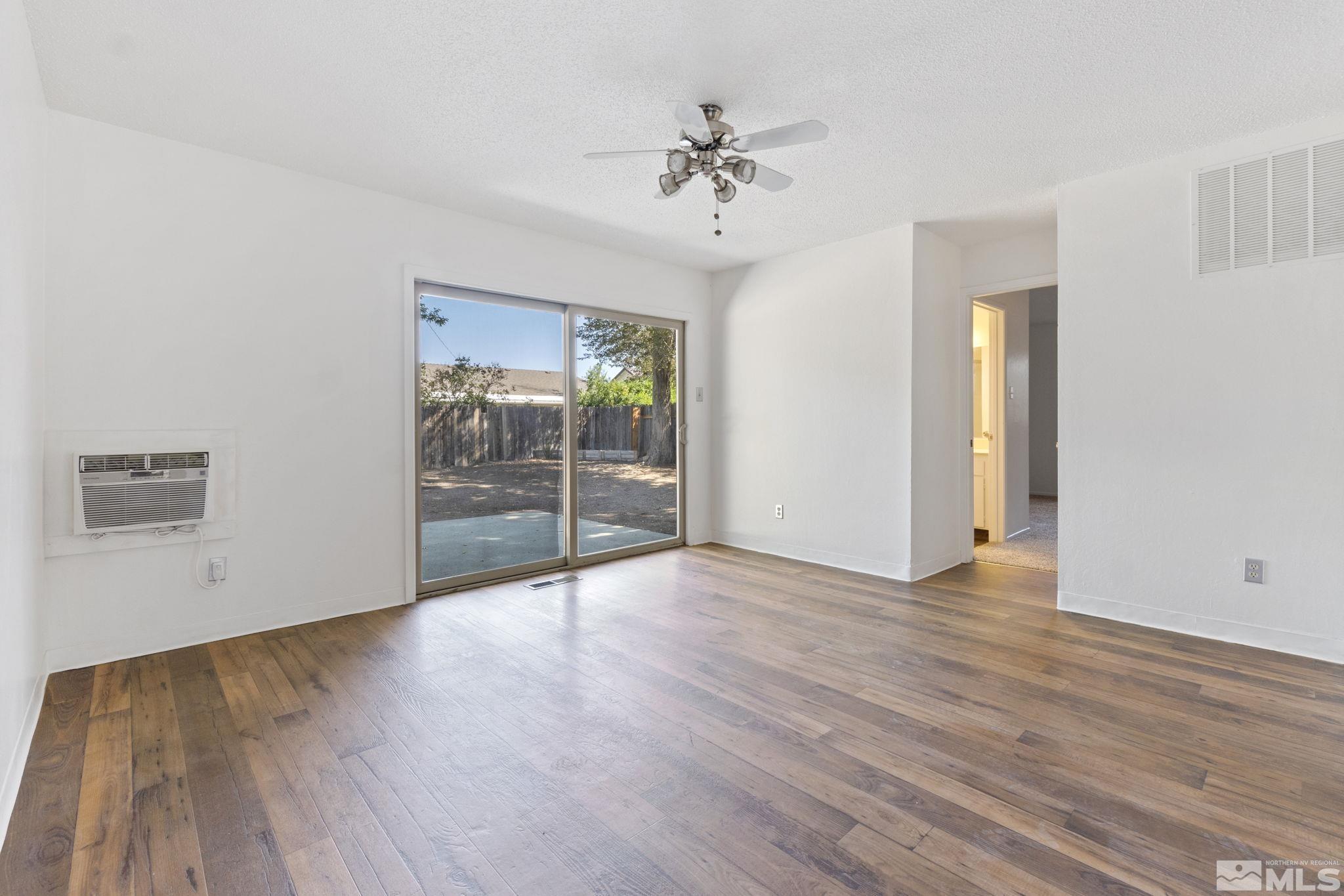 1738 Meadowvale Way