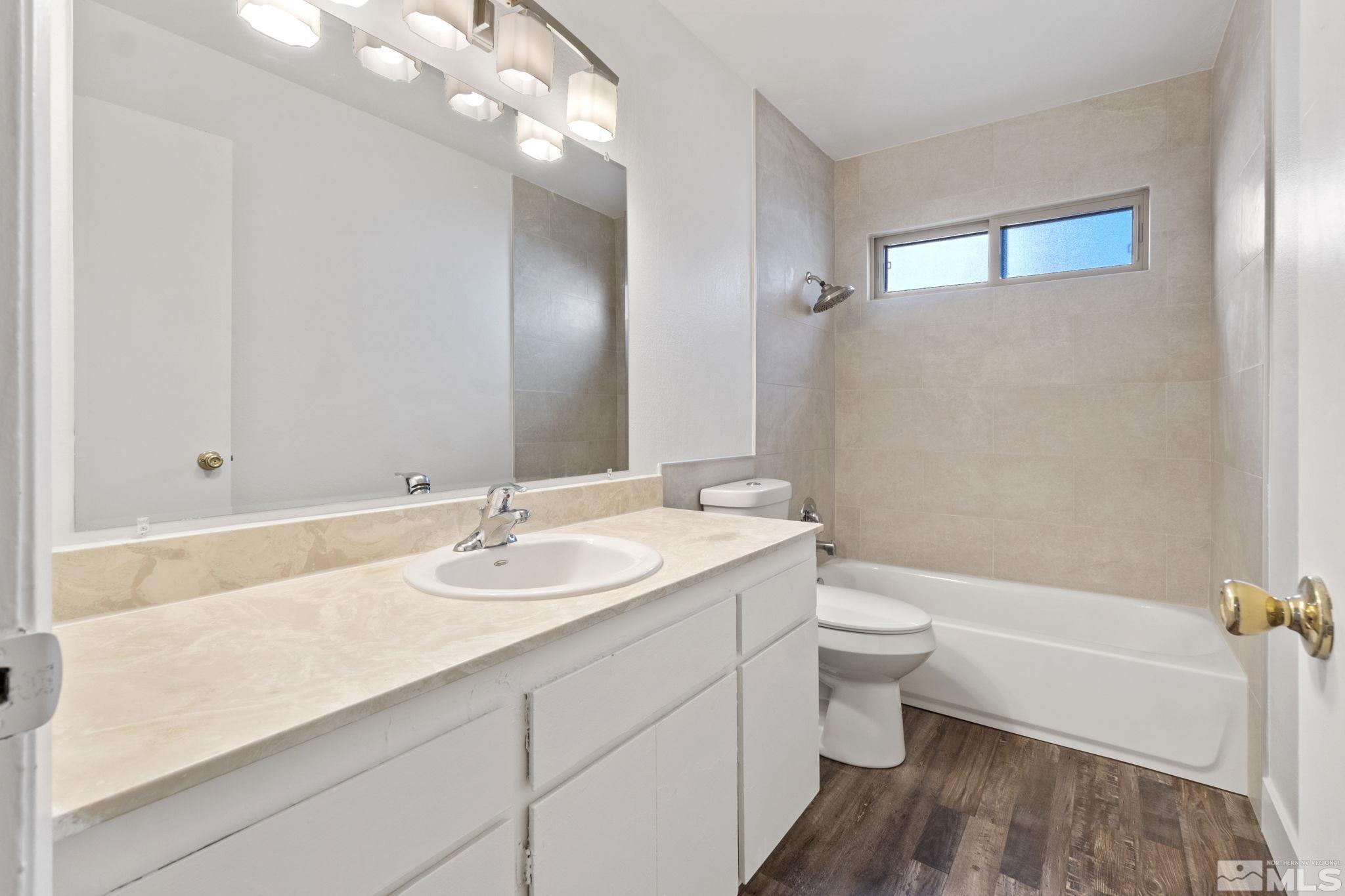 1738 Meadowvale Way