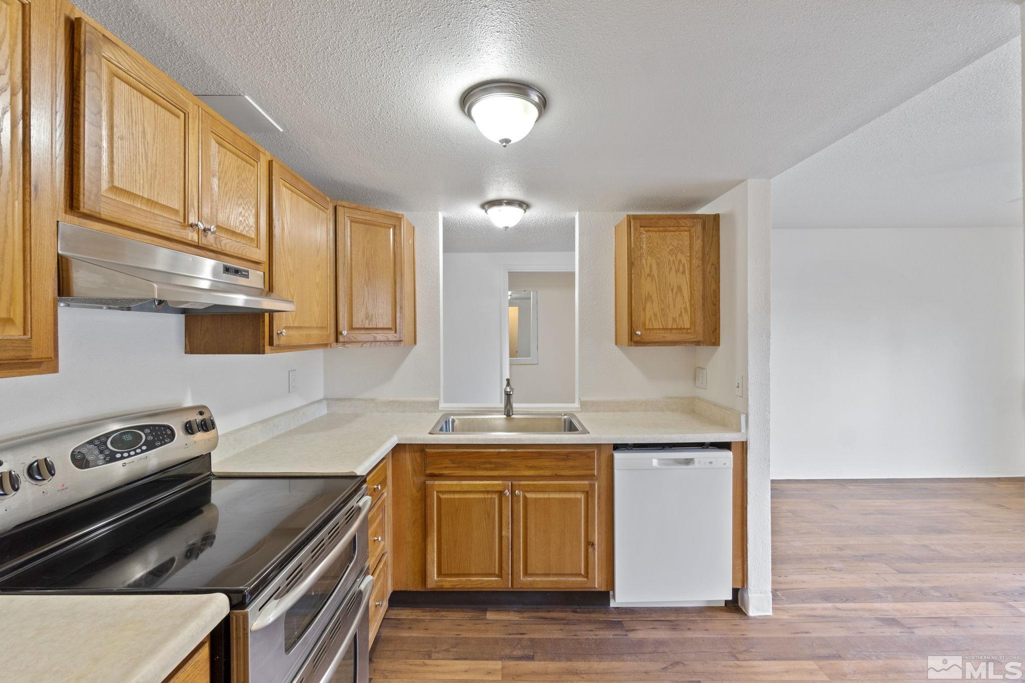 1738 Meadowvale Way