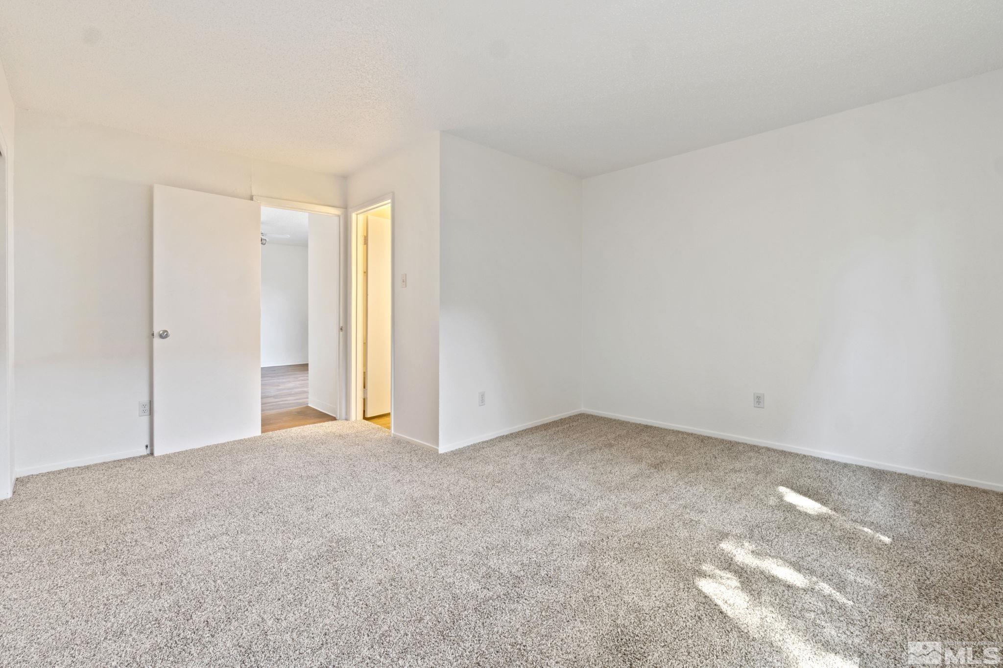 1738 Meadowvale Way