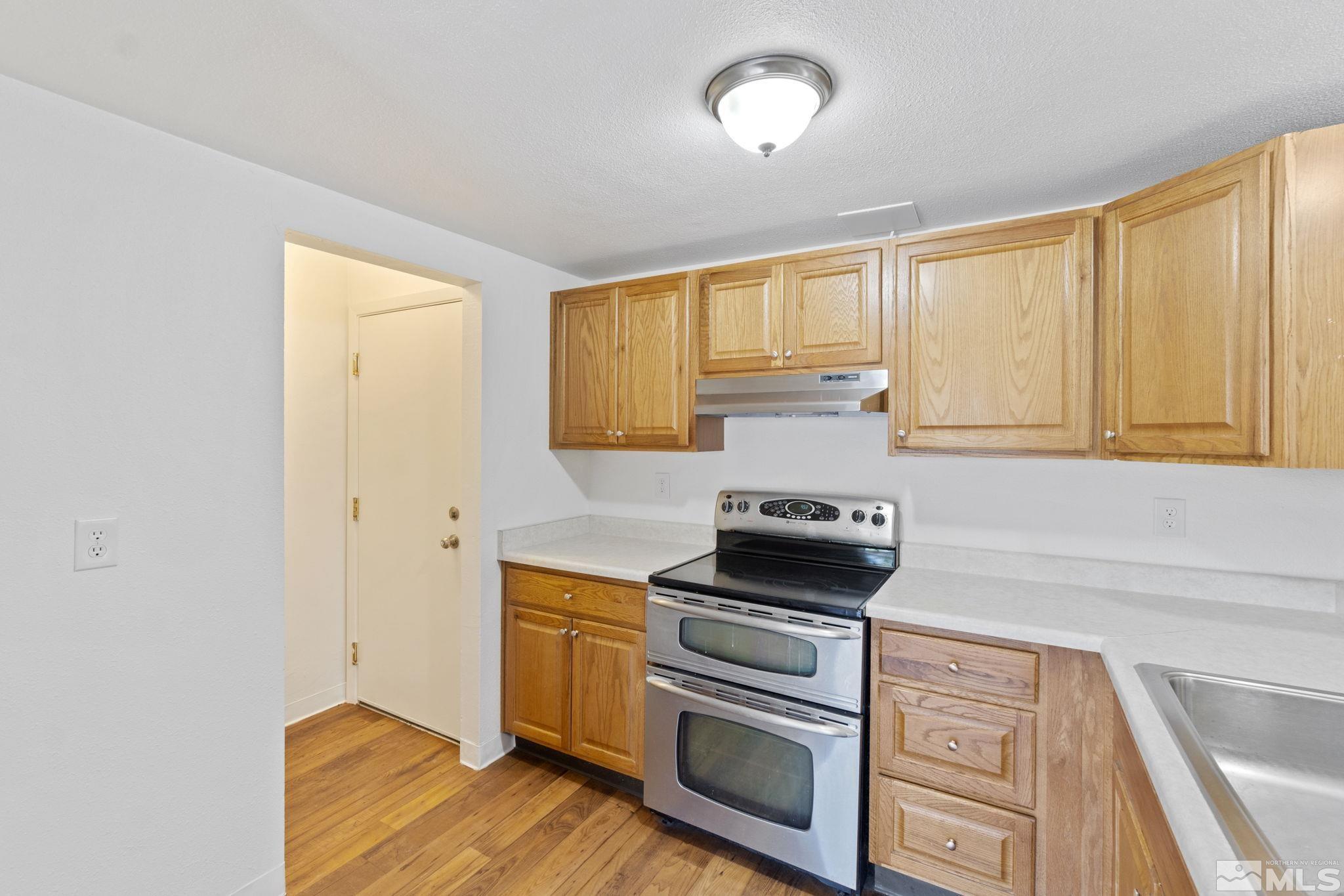 1738 Meadowvale Way