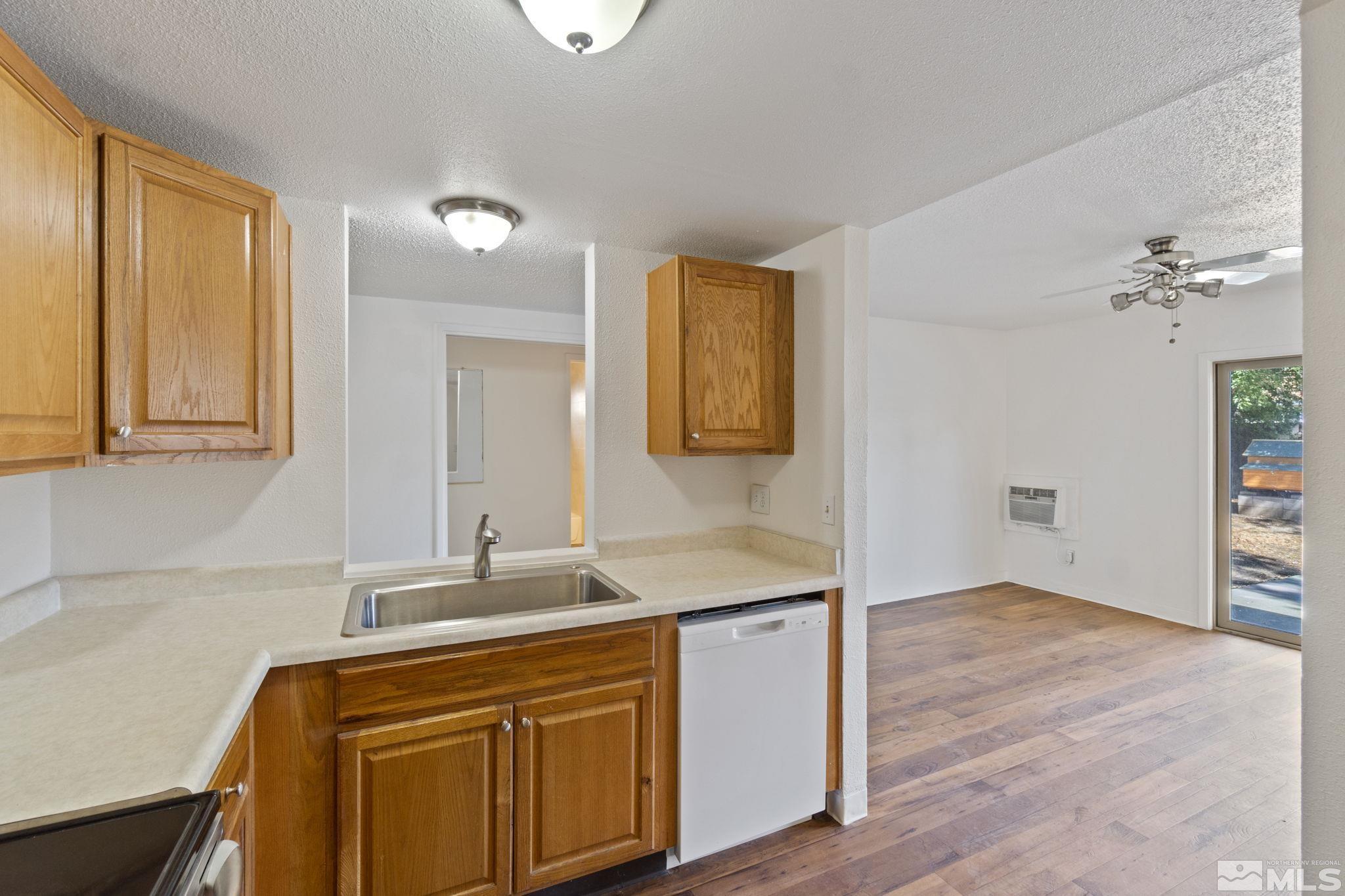 1738 Meadowvale Way