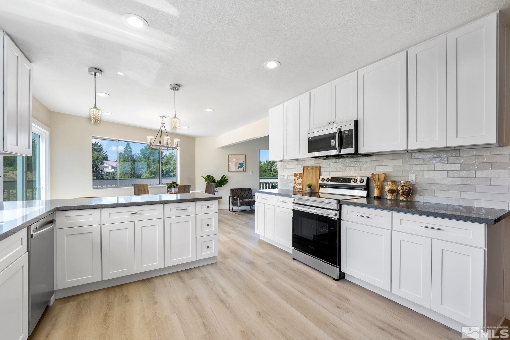 2995 Markridge