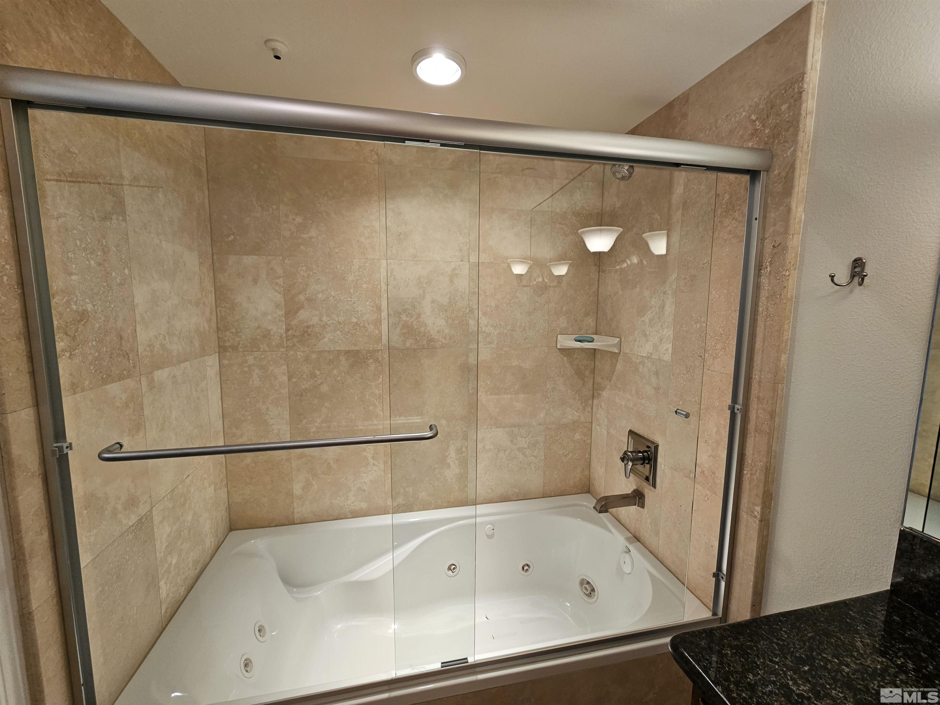 200 W 2nd Street, 603
