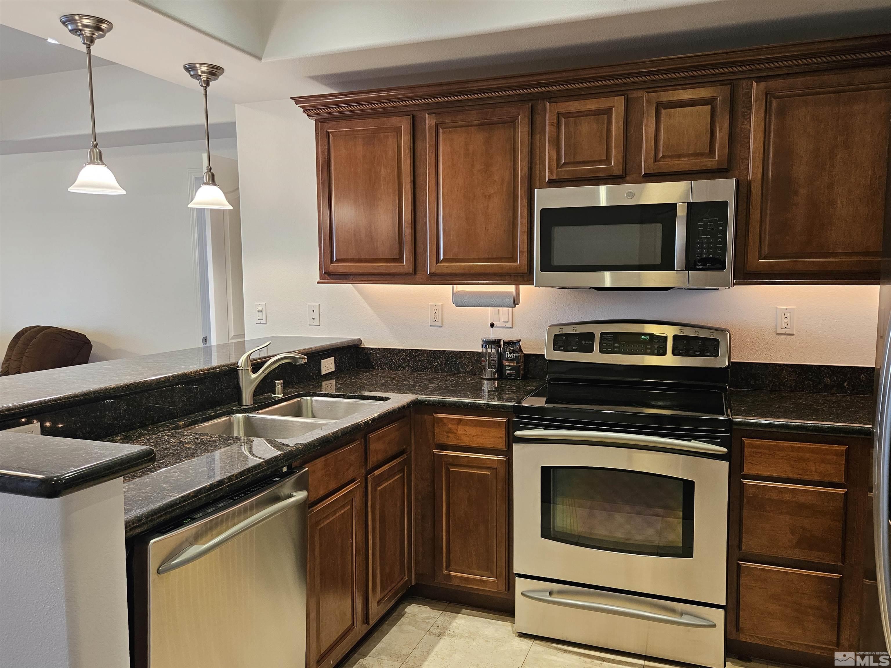 200 W 2nd Street, 603