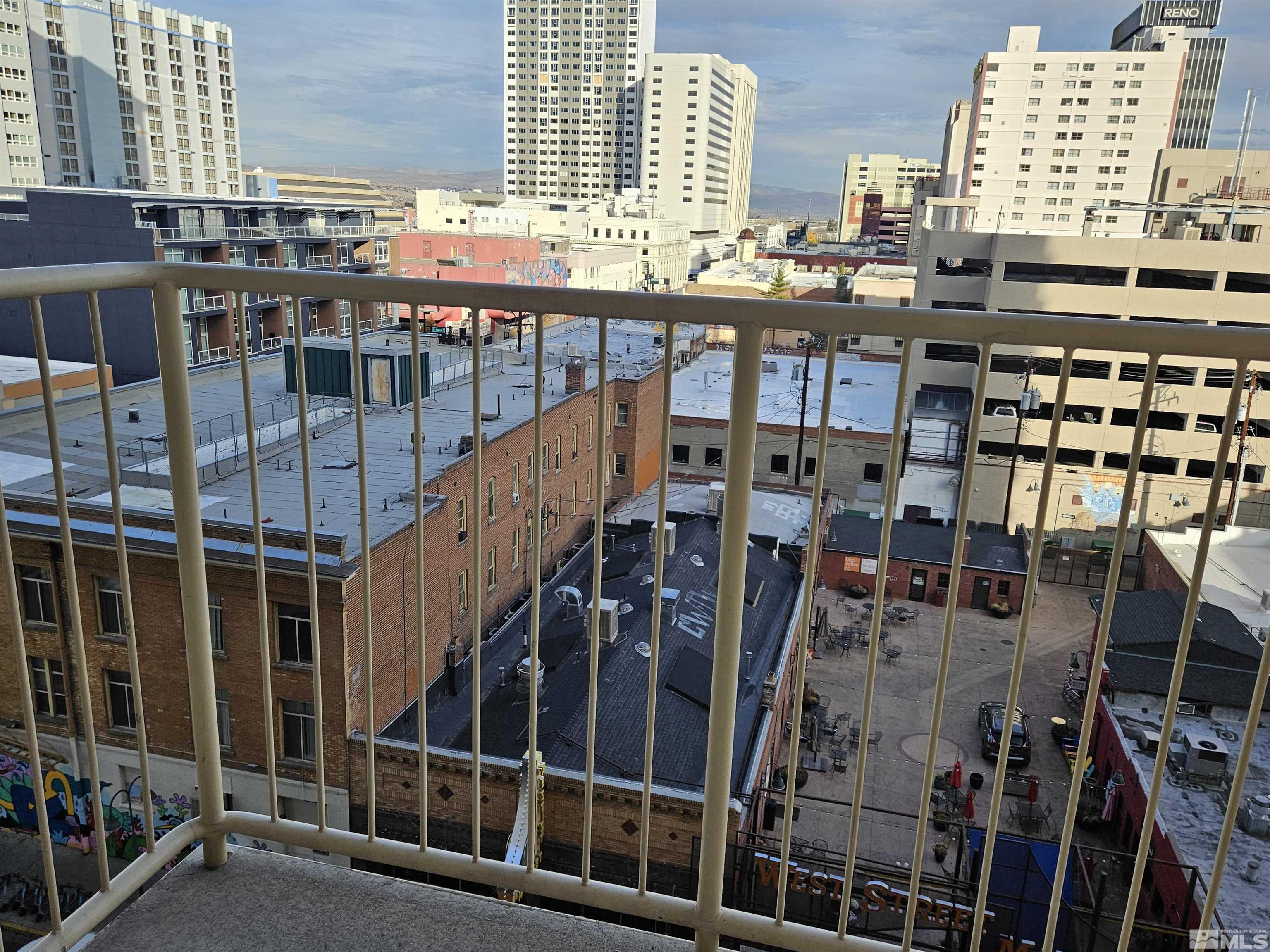 200 W 2nd Street, 603