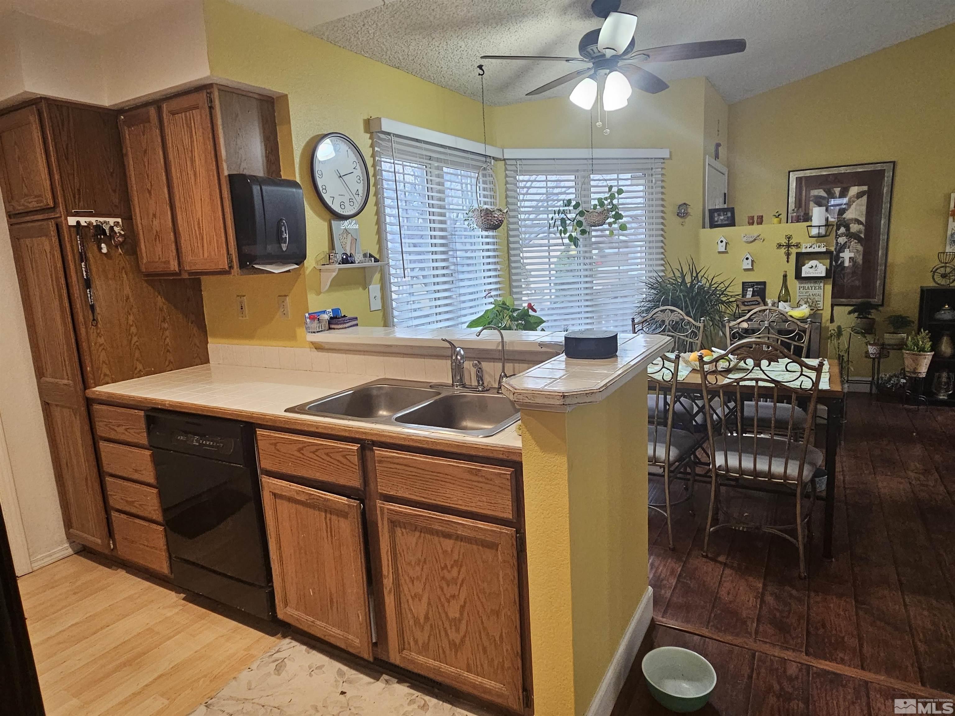 7185 Lindsey Lane