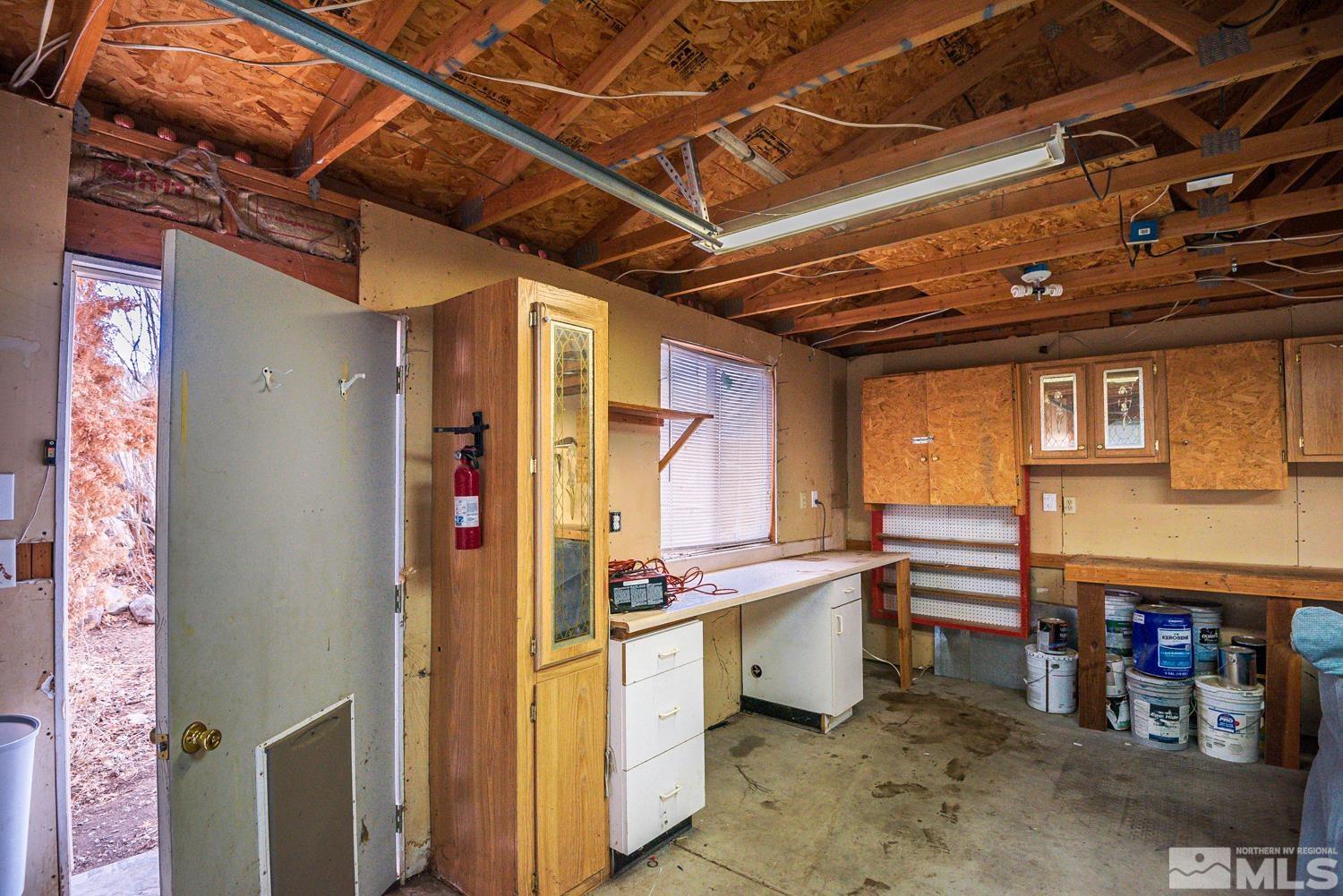 838 LaFond Avenue