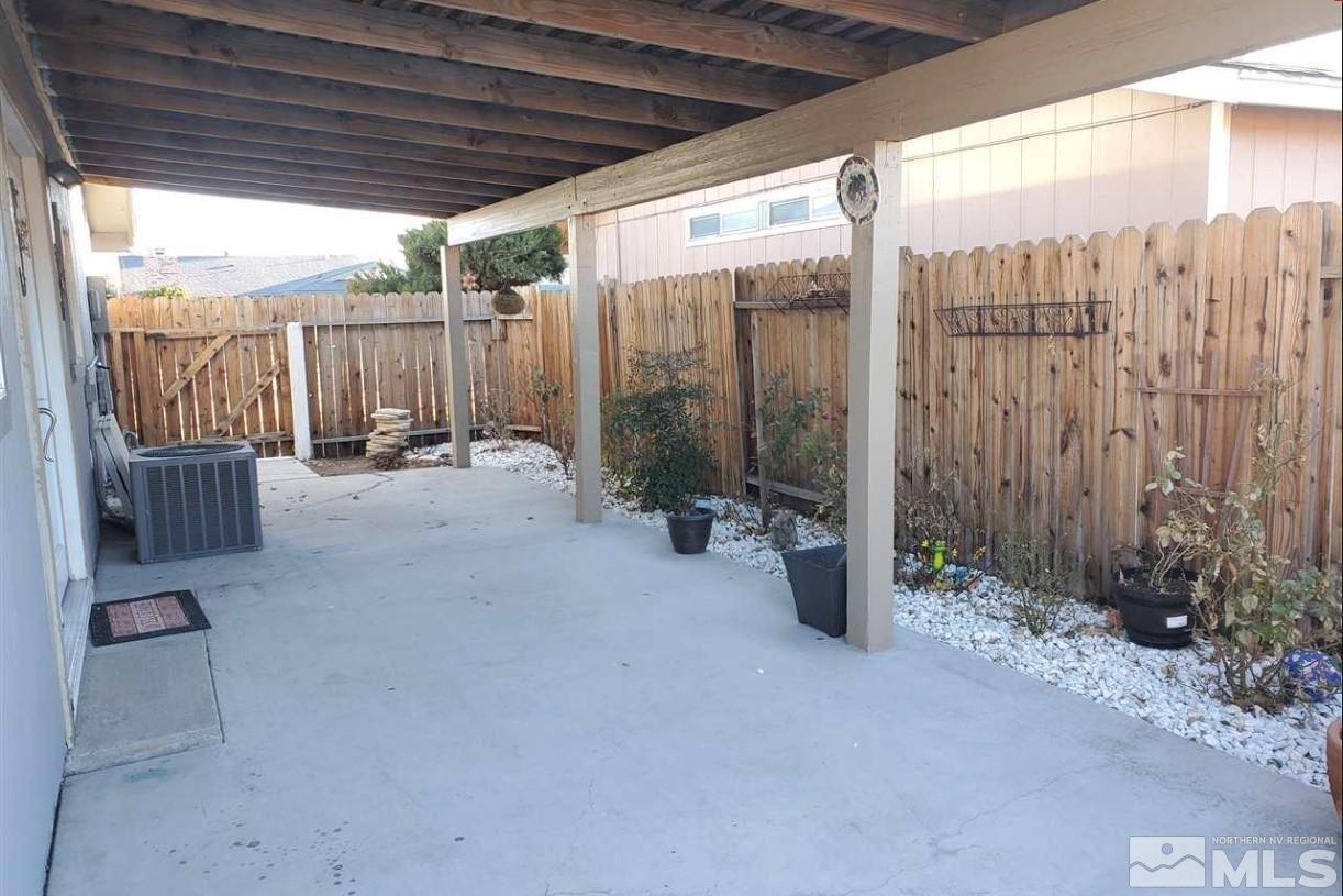 864 Glen Meadow Drive