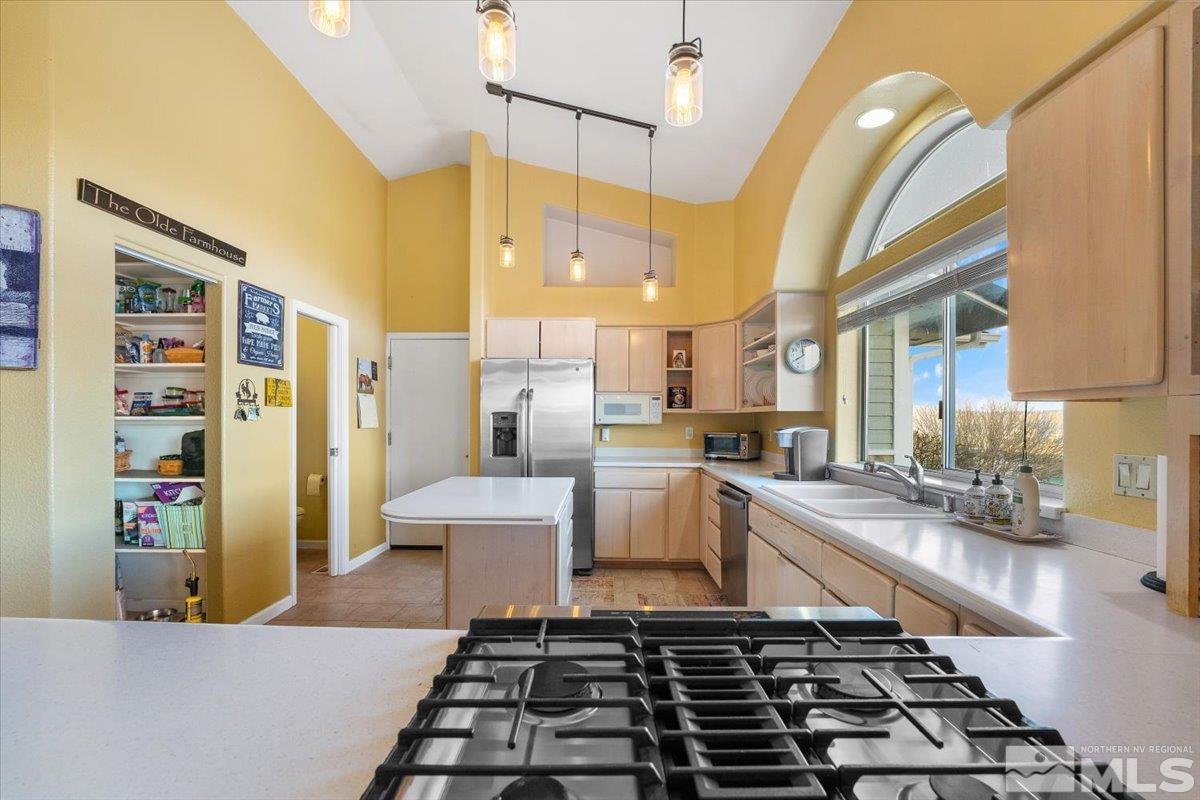 565 Valle Verde Drive